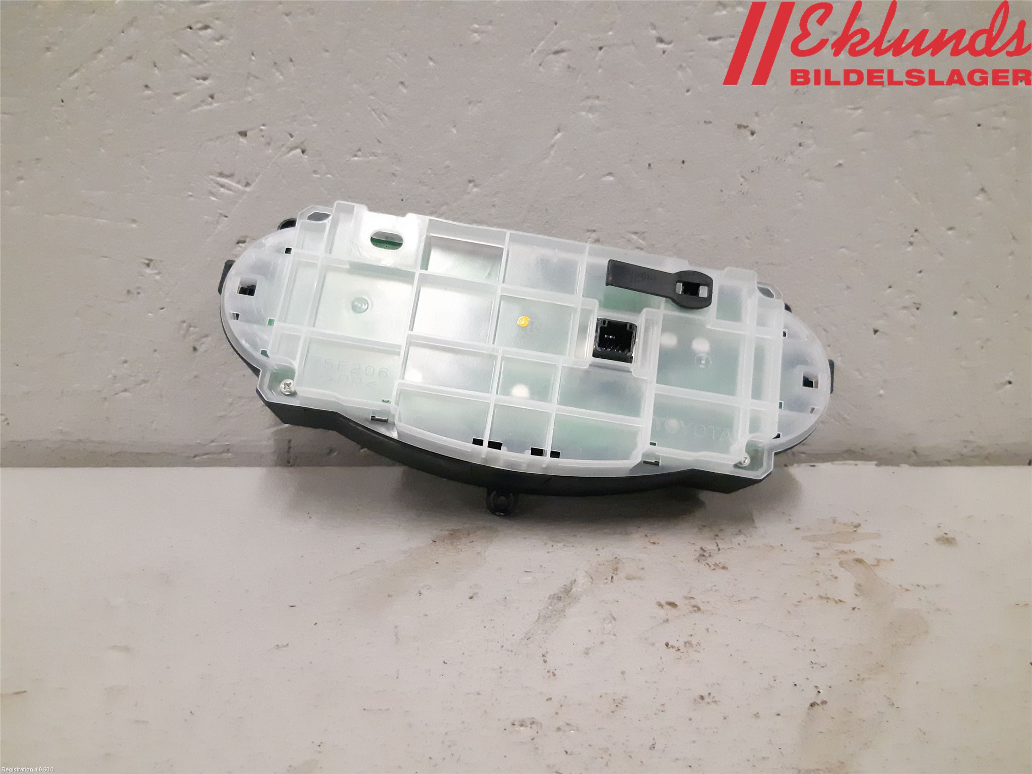 Toyota YARIS XP130 15-20 Ac Styrenhet Ac Manöveren