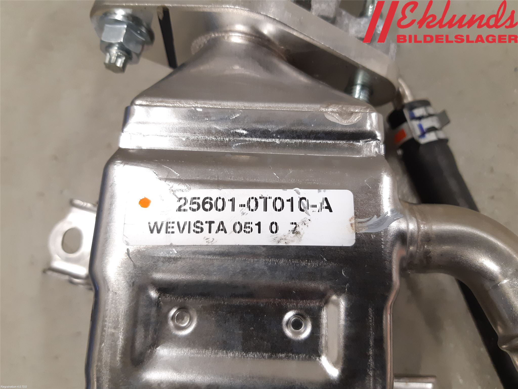 Toyota COROLLA 19- Avgaskylare