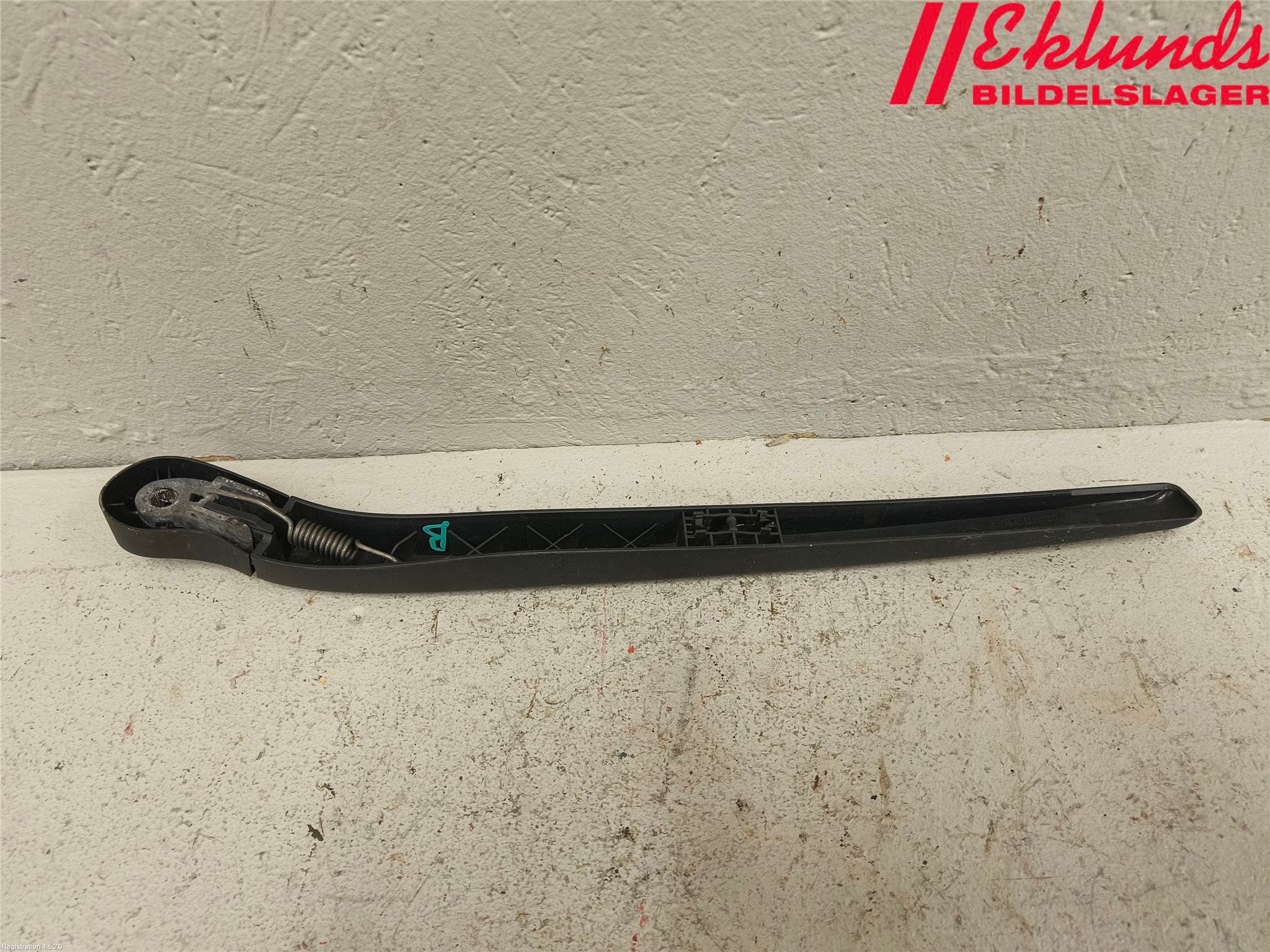 BMW 5 F10/F11/F18 09-17 Torkararm-Bakruta