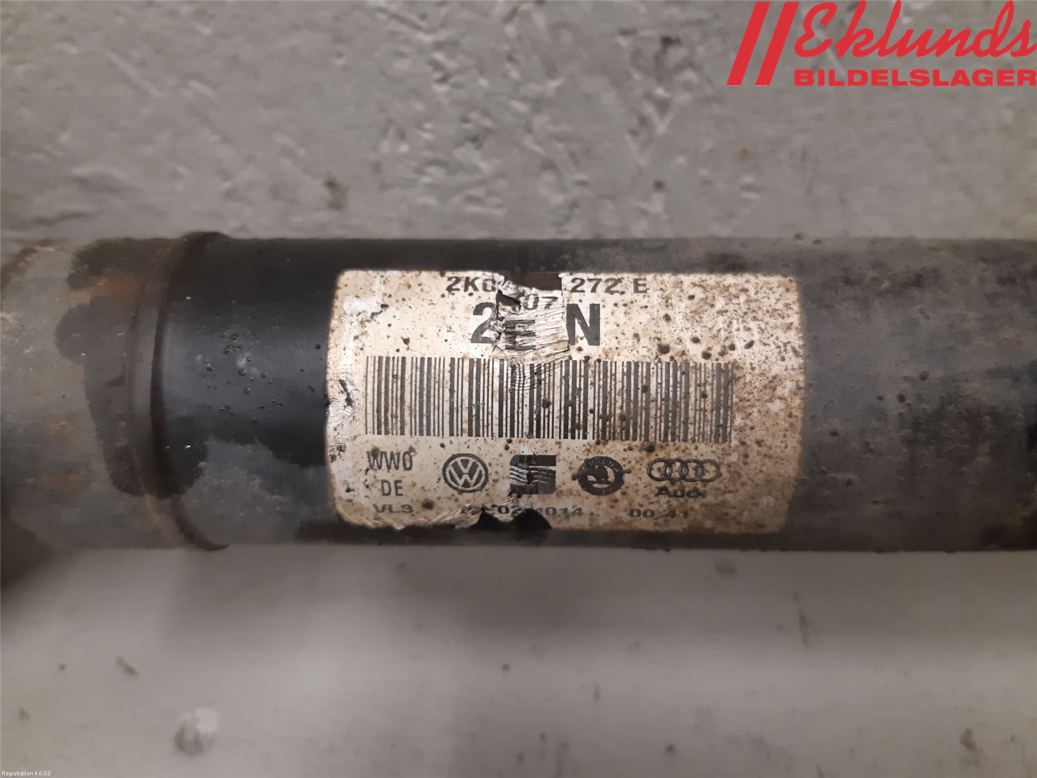 Volkswagen VW CADDY 11-15 Drivaxel Fram Höger