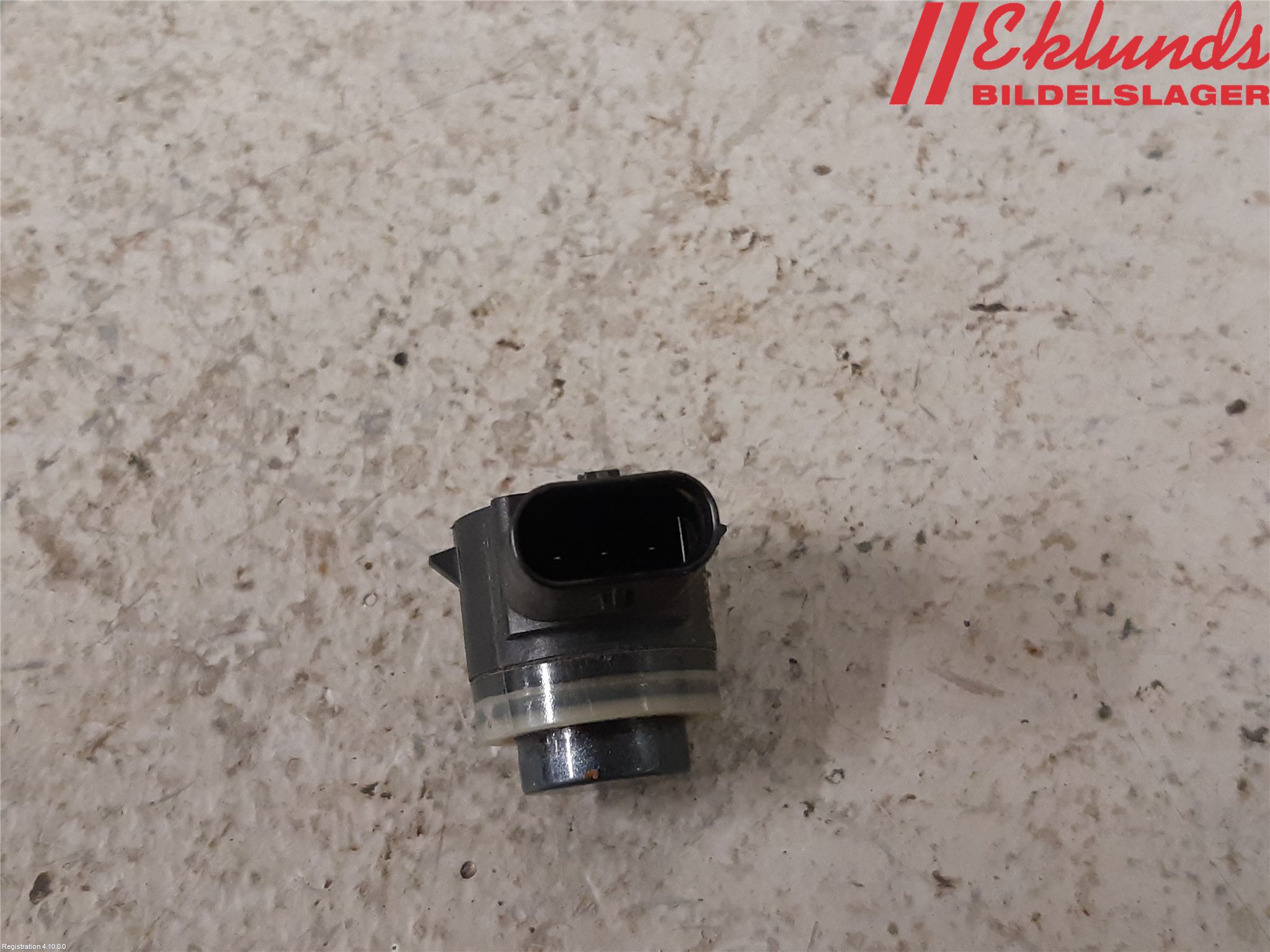 Skoda SUPERB 16-24 Parkeringshjälp Frontsensor