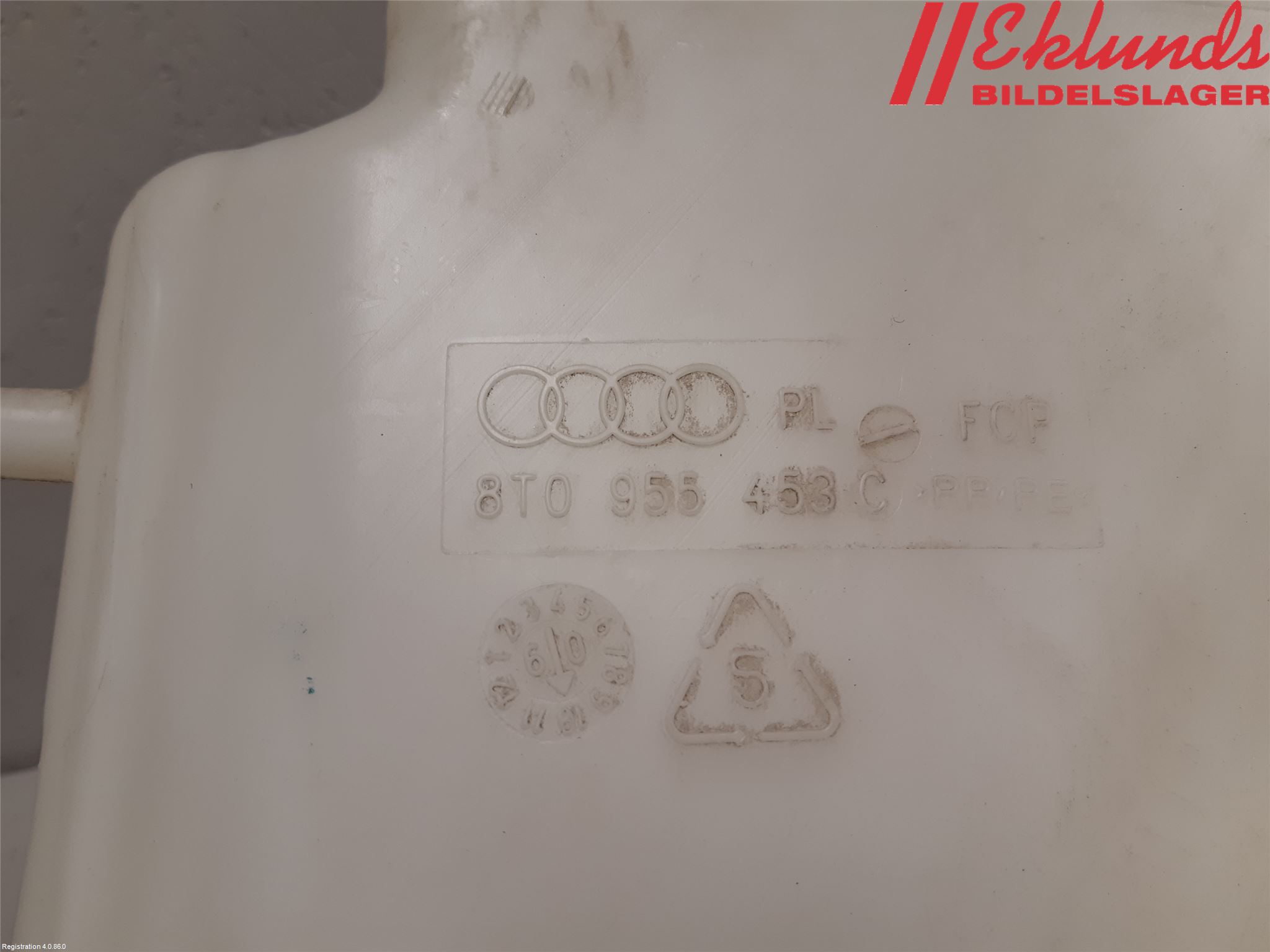 Audi A5 07-16 Spolartank Vindruta-Strål