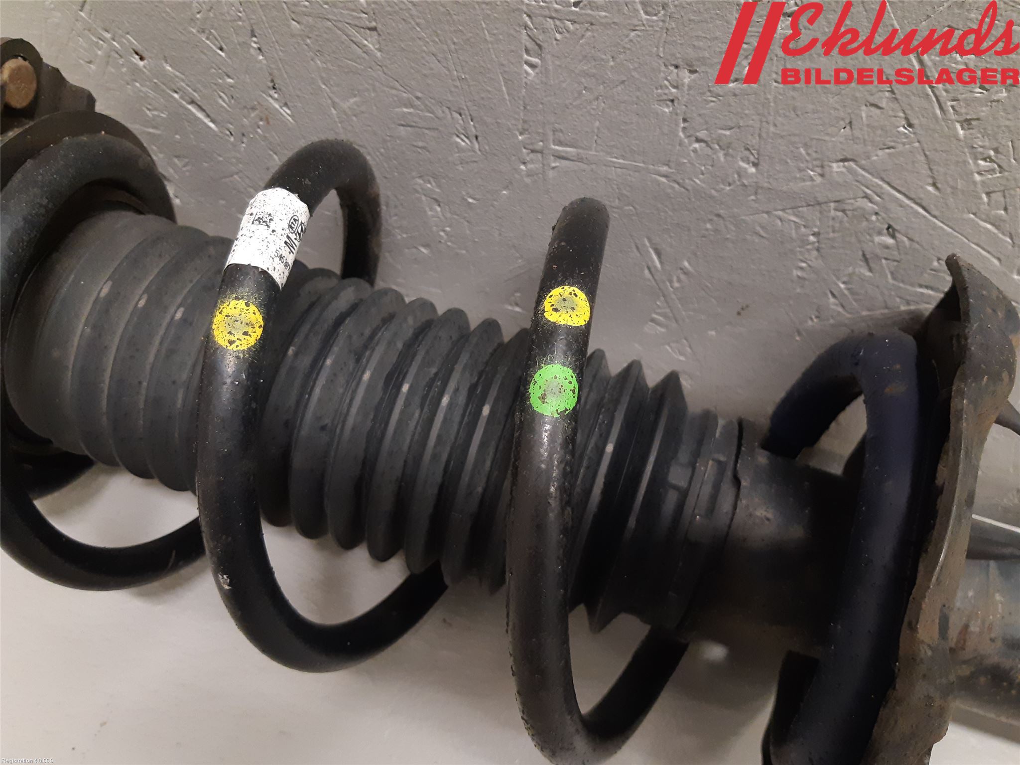 Kia SPORTAGE (QL) 16-21 Fjäderben Fram Höger