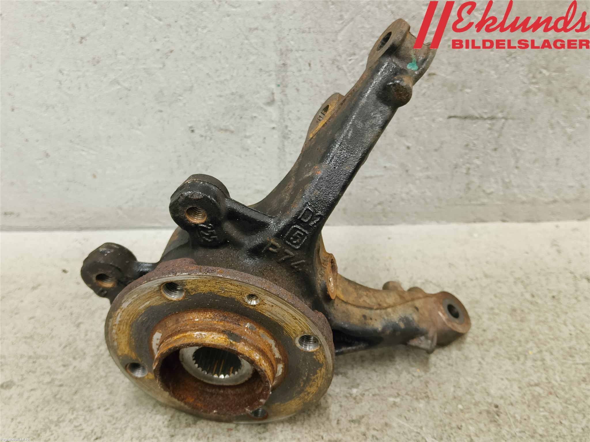 Opel MOKKA 21- Styrspindel Lagerhus Vä