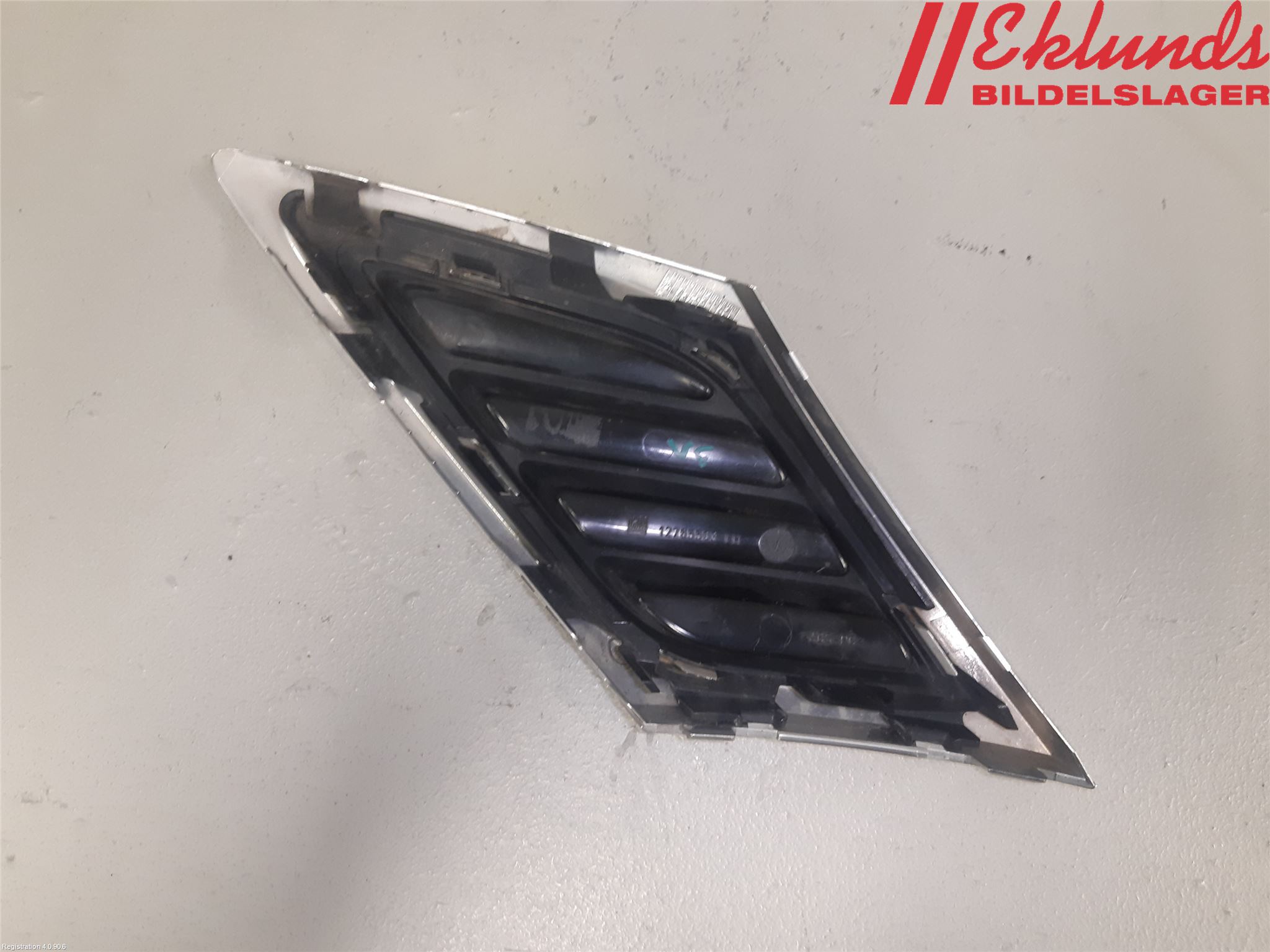 Saab 9-3 VER2/VER3 08-15 Grilldel Vänster