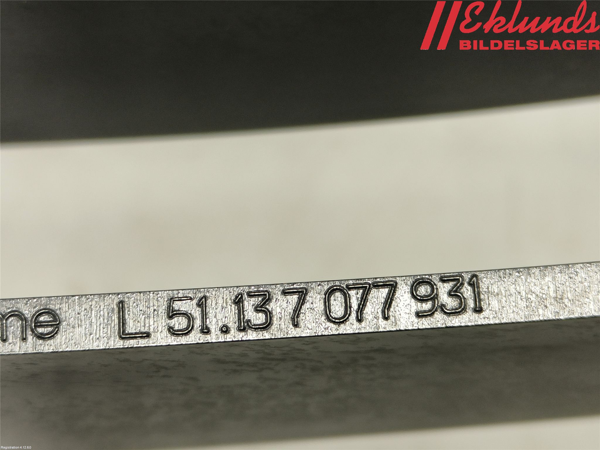 BMW 6 E63/64    02-10 Grilldel Mitt