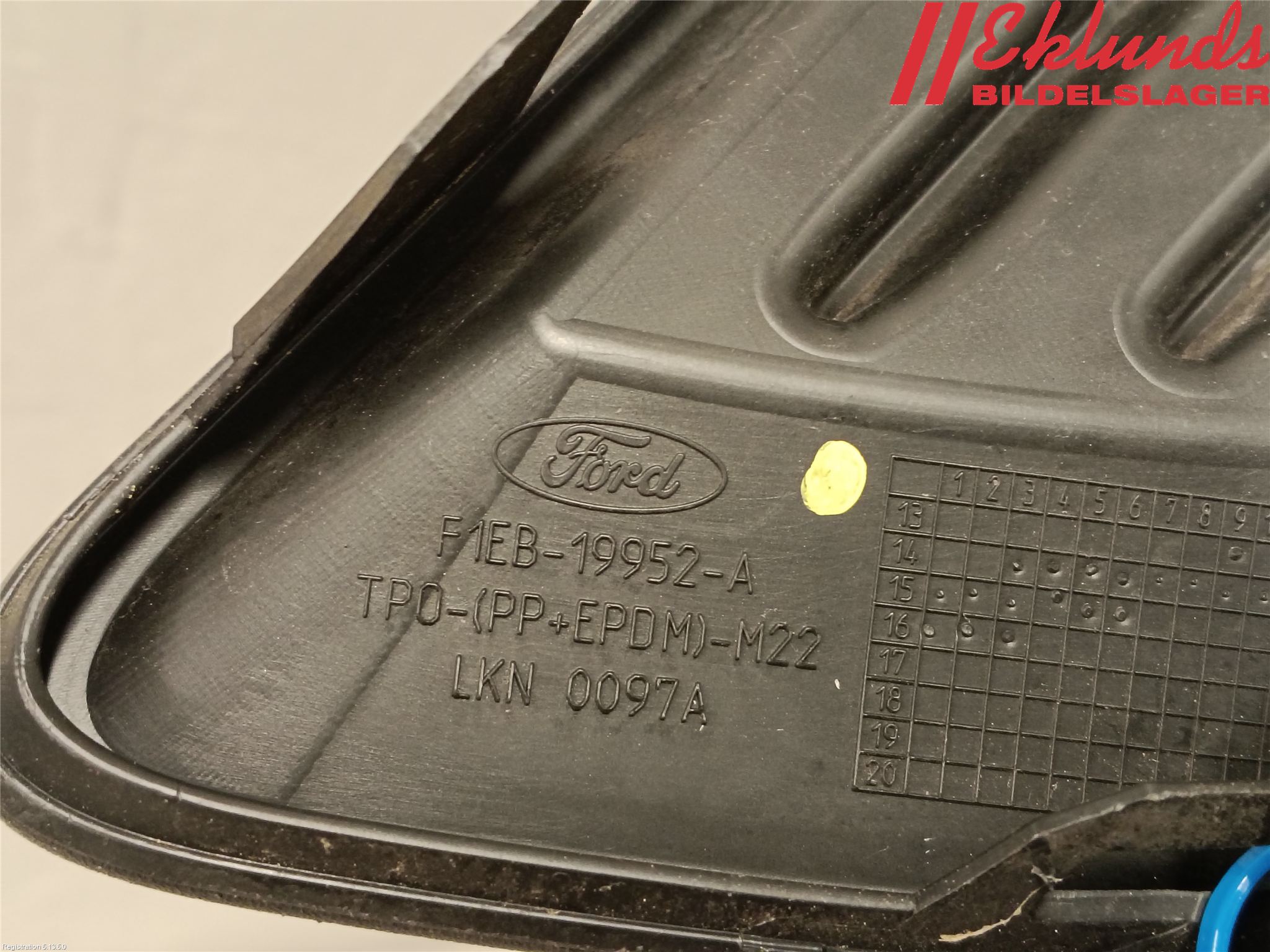 Ford FOCUS 15-18 Stöt Utfyllnad-List-Grill