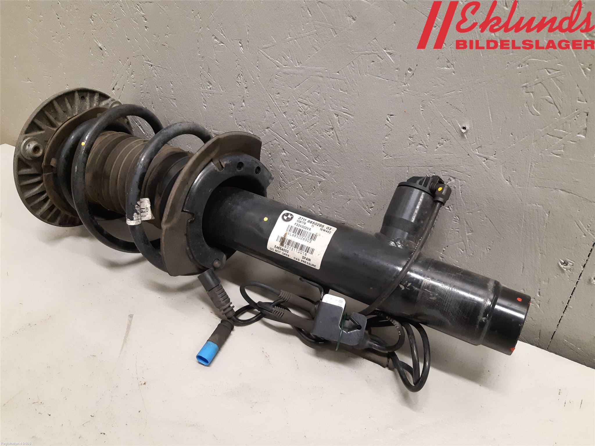 BMW 4 F32/F33/F82/F83 13-20 Fjäderben Fram Vänster