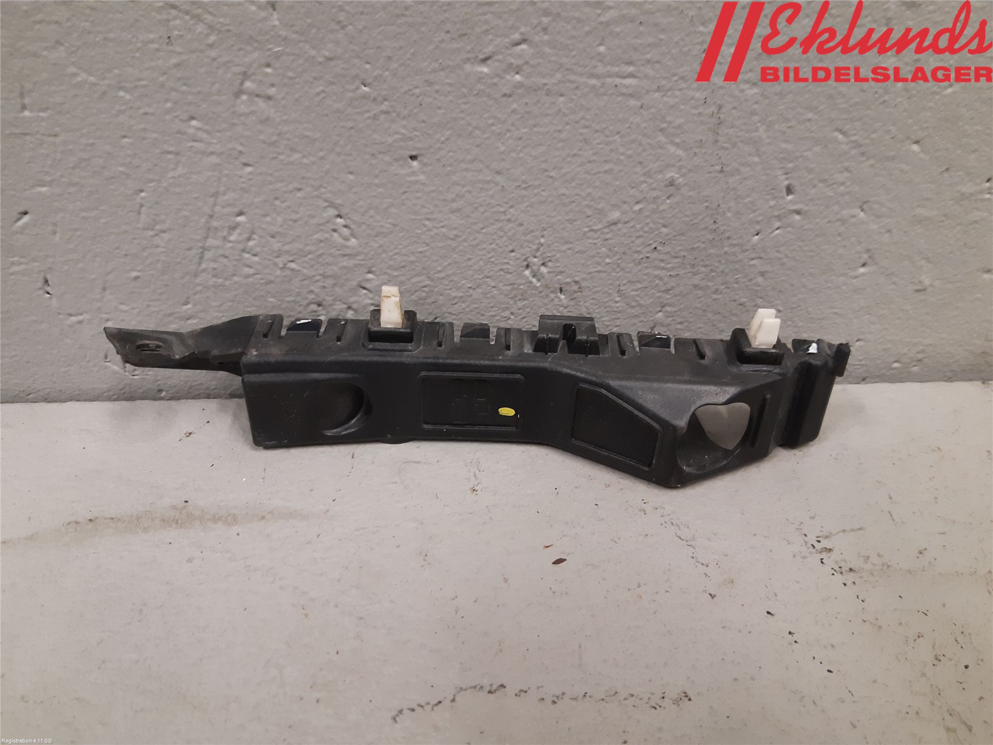 Kia CEED/CEED SW 19- Stötfångarfäste Fram Vä