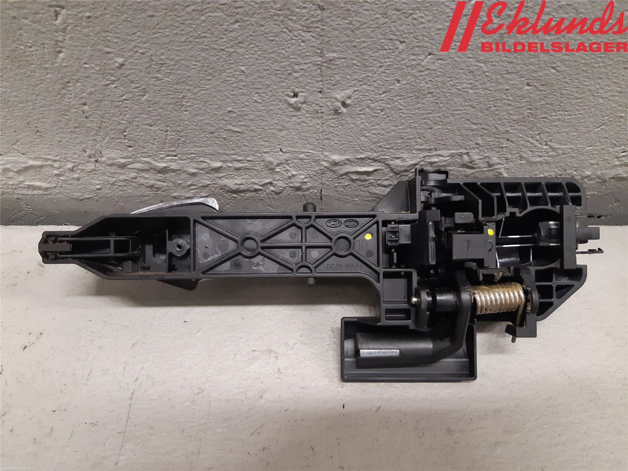 Kia SPORTAGE (QL) 16-21 Dörrhandtag Yttre Hö