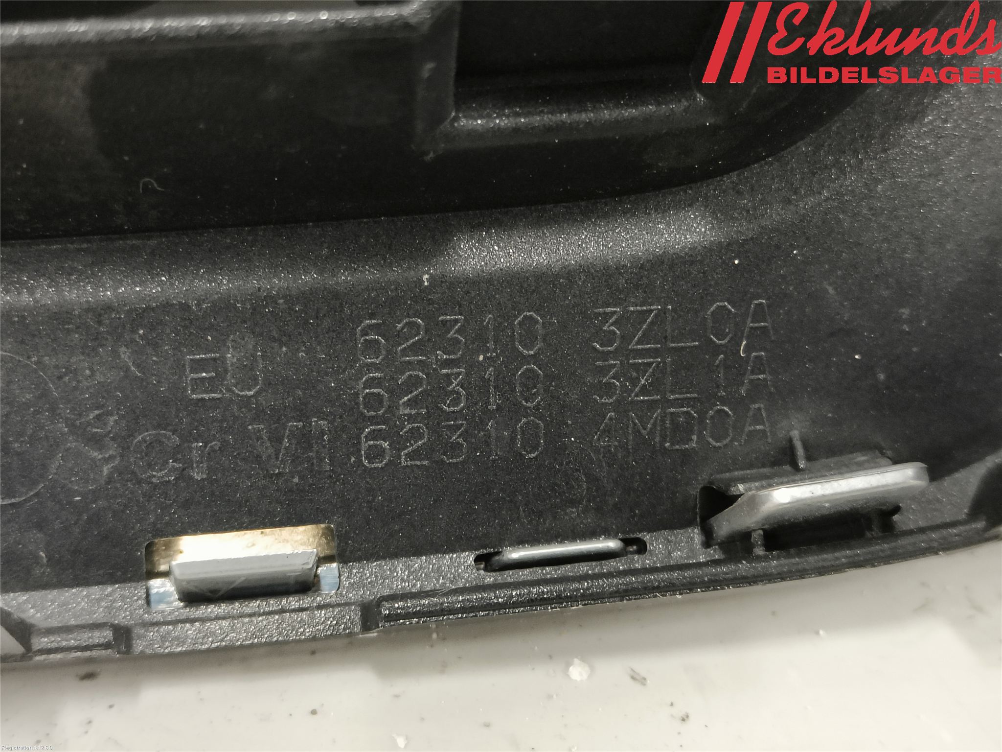 Nissan PULSAR Grill Komp