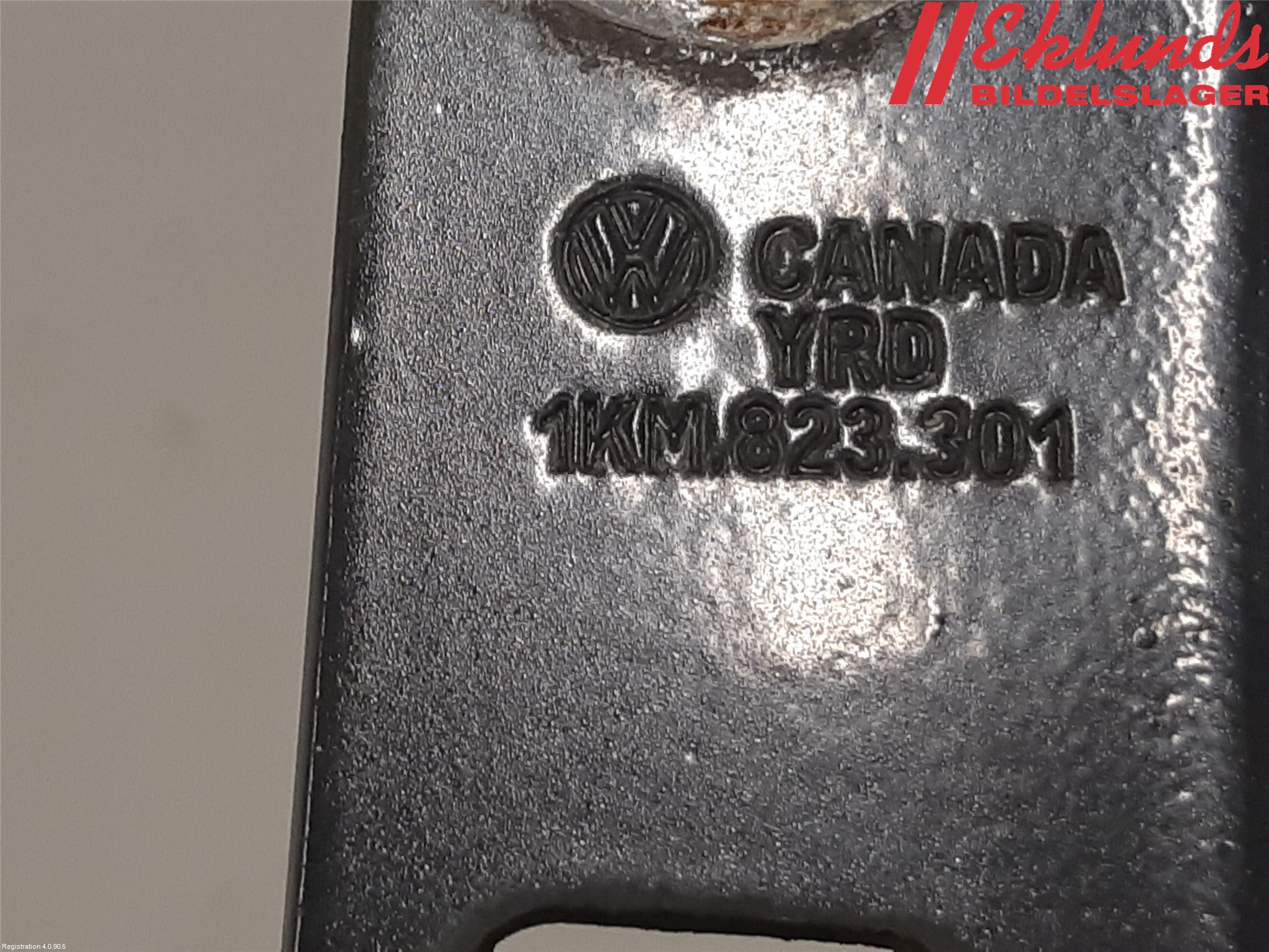Volkswagen VW GOLF VI 09-13 Huvgångjärn