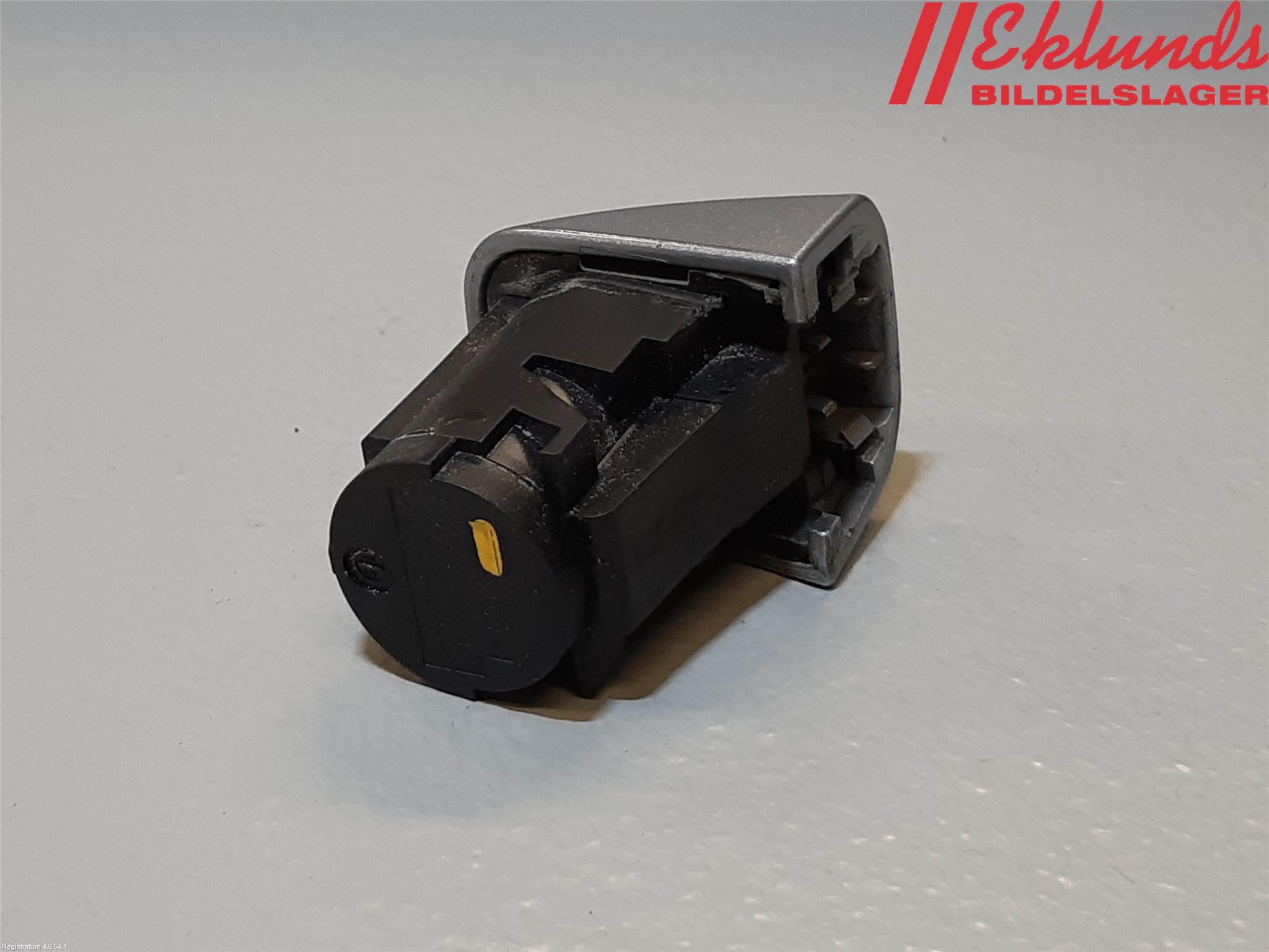 Audi Q3 8U 12-18 Dörrhandtag Yttre Vä