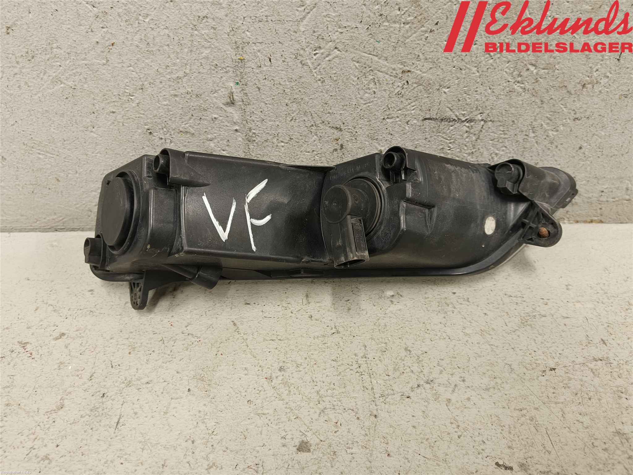 Volkswagen VW PASSAT 11-14 Dimljus-Varselljus Fram