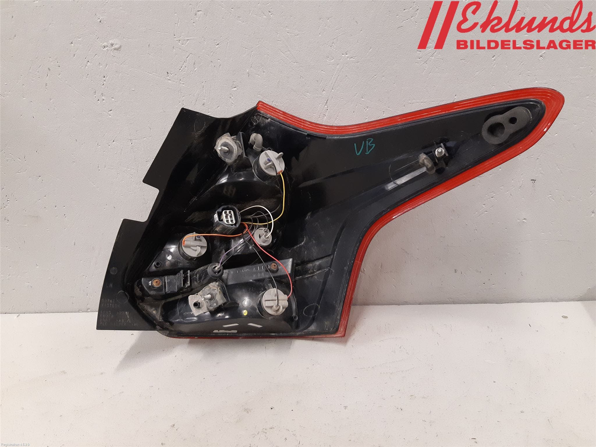 Ford FOCUS 11-14 Bakljus Vänster