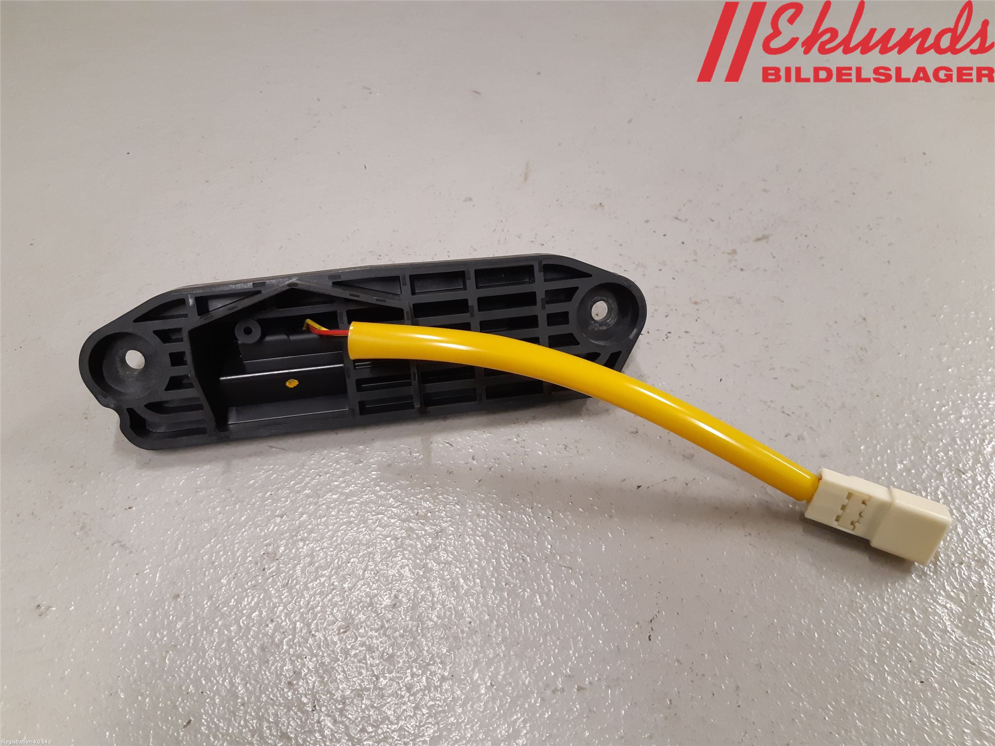 Mitsubishi OUTLANDER 13-21 Bakluckehandtag