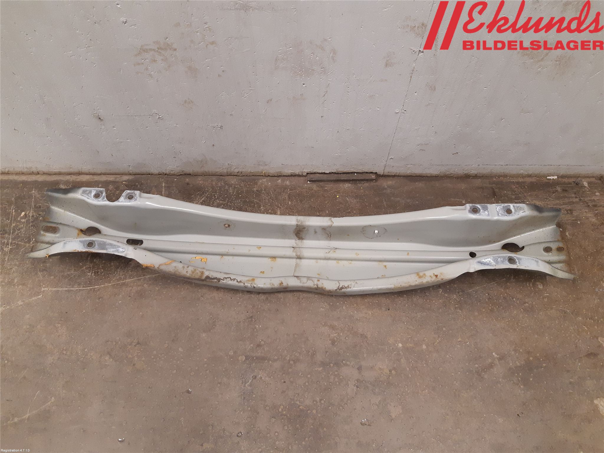 Volvo V70 08-13 Stötfångarbalk Bak