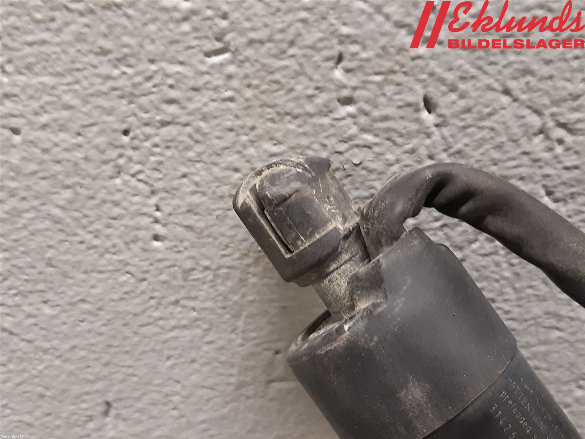 Volvo XC60 14-17 Gasfjäder Baklucka