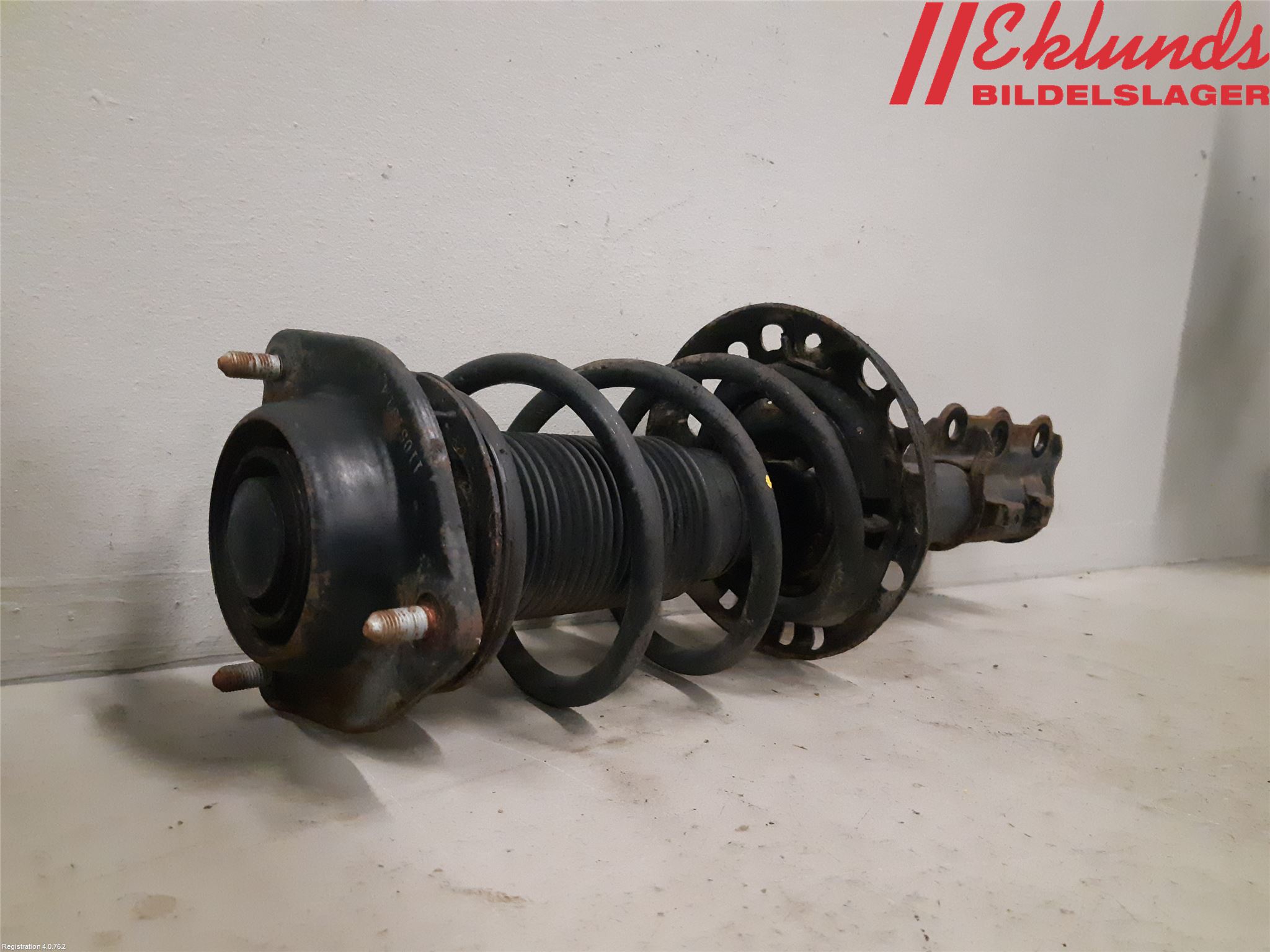 Hyundai VELOSTER 12-17 Fjäderben Fram Höger