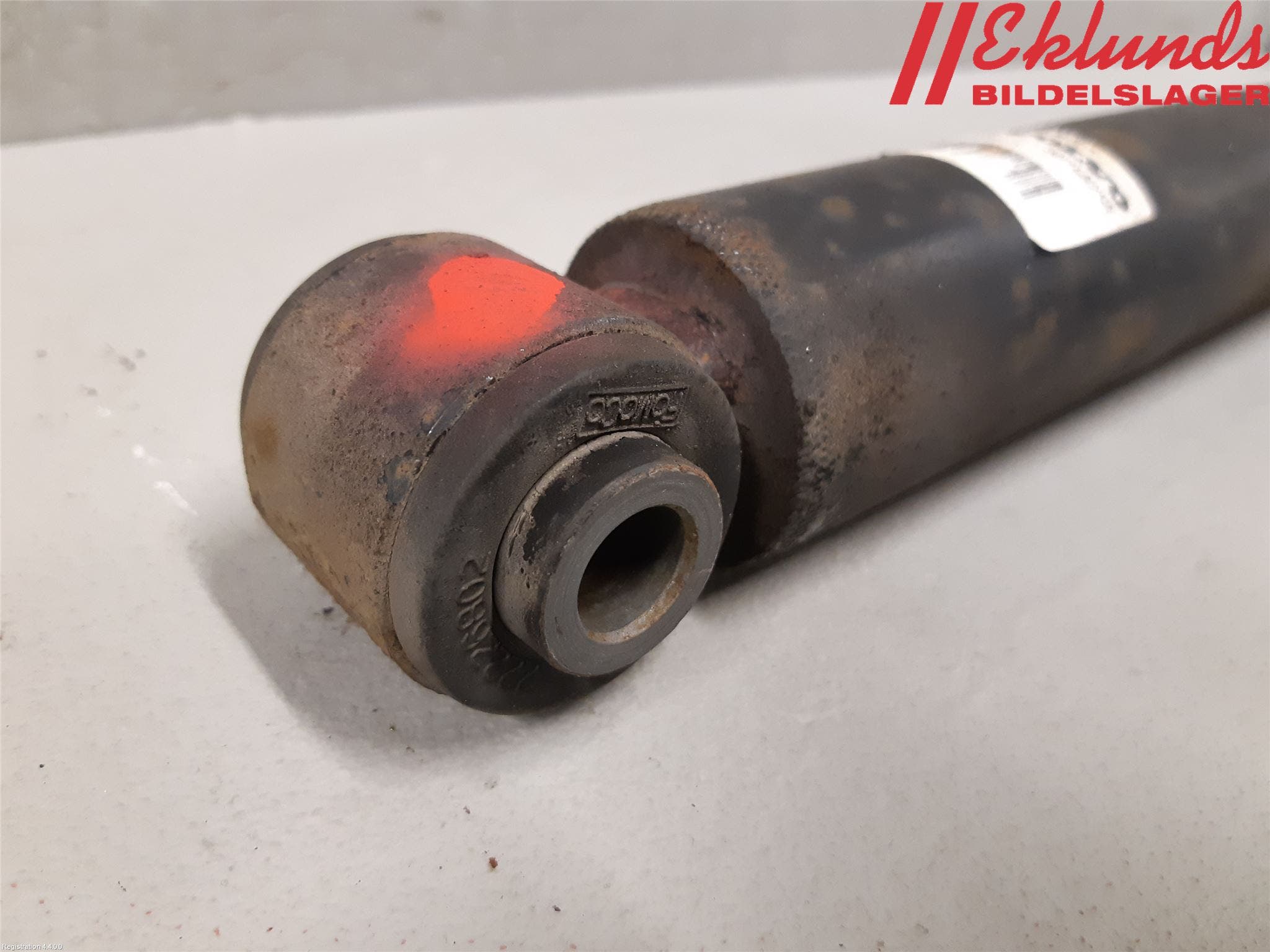 Volvo V70 14-16 Stötdämpare Bak