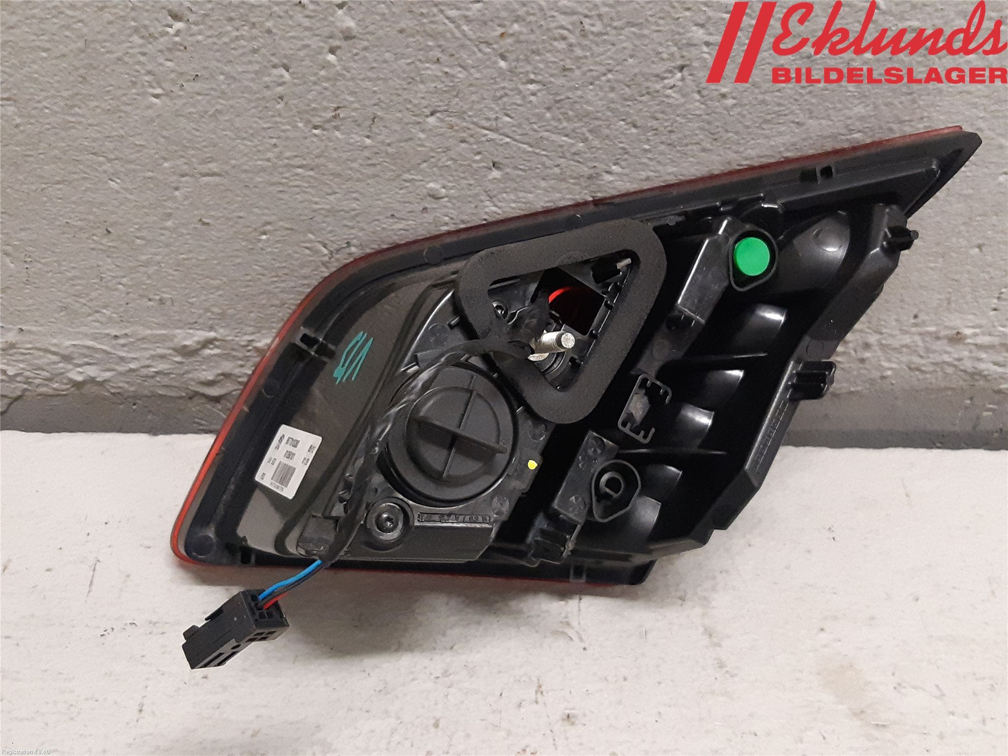 Peugeot 308 14-21 Bakljus Lucka Vä