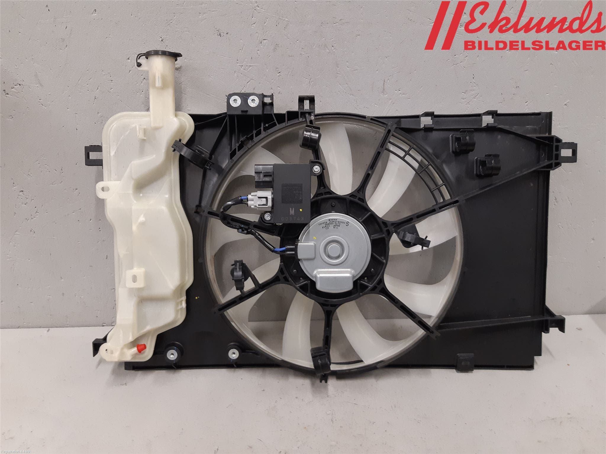 Toyota YARIS XP21 20- Kylfläkt El