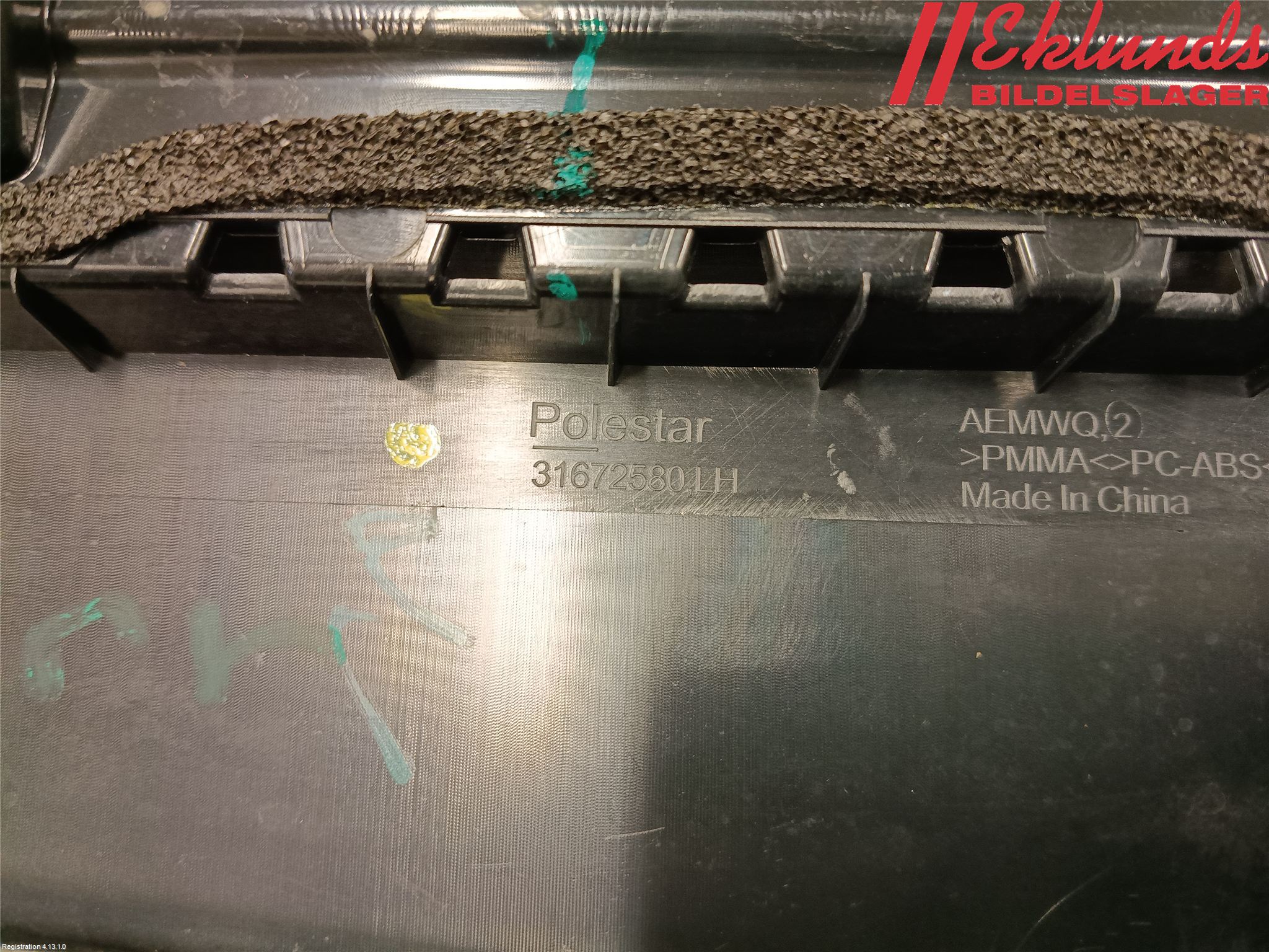 Polestar 2 20- Dörr Dekorlist Fram Vä