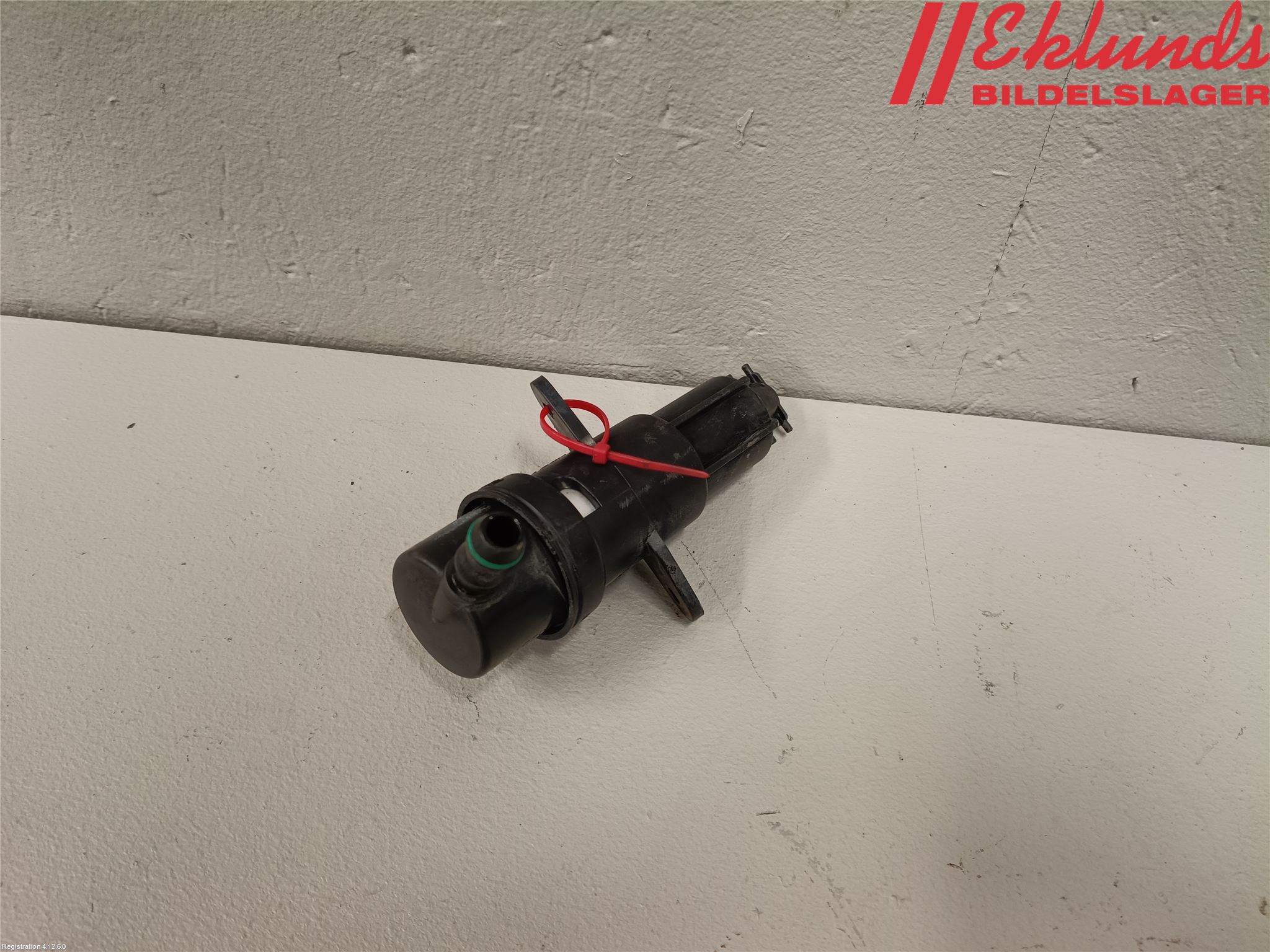 BMW 1 E87/81 5D/3D 03-11 Spolarmunstycke Strålkastare