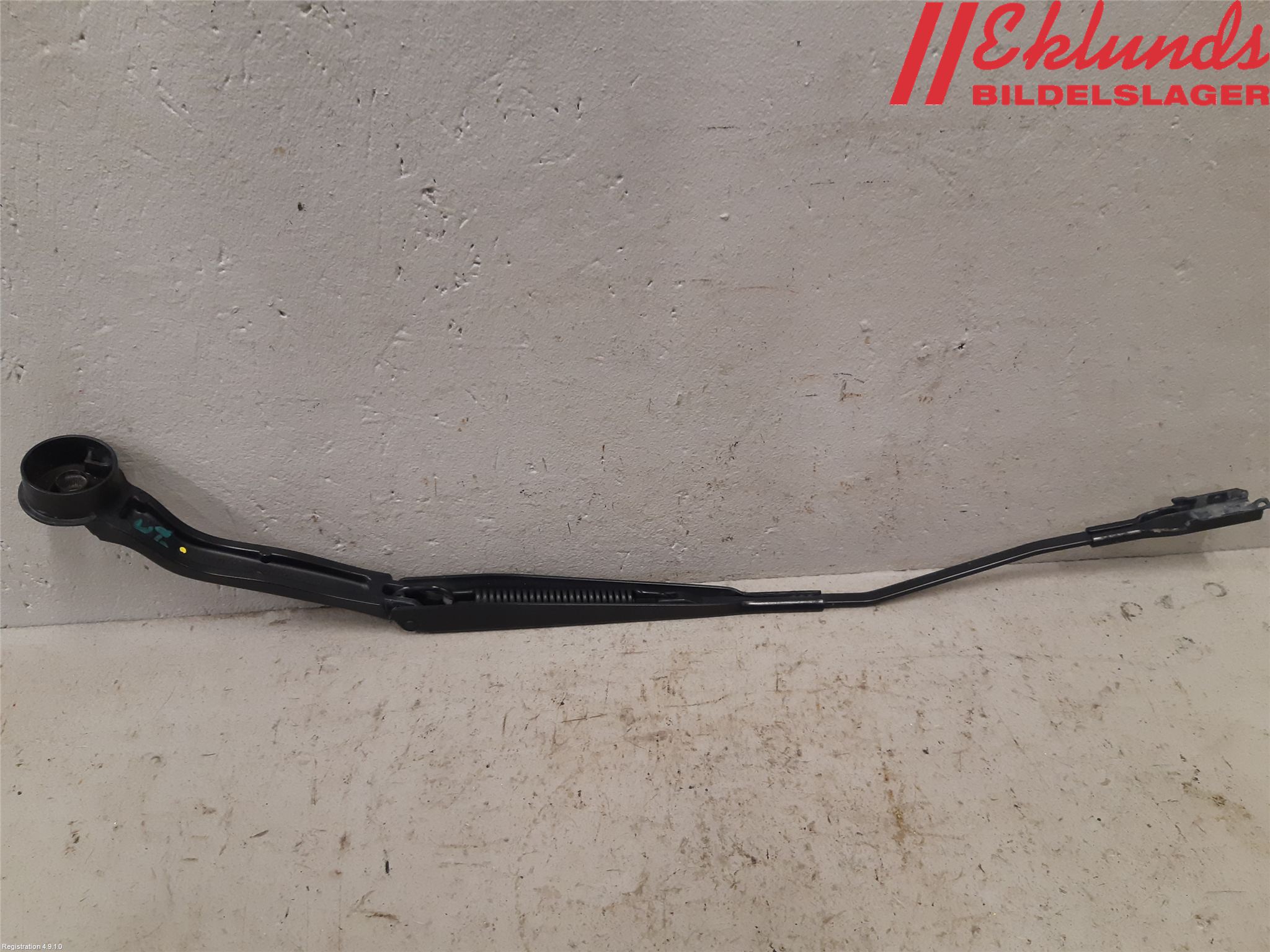 Ford KUGA 17-19 Torkararm Armar Vindruta