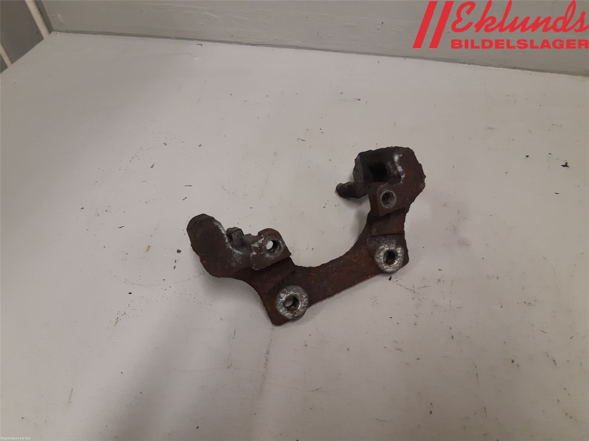 BMW 1 E87/81 5D/3D 03-11 Bromsokshållare