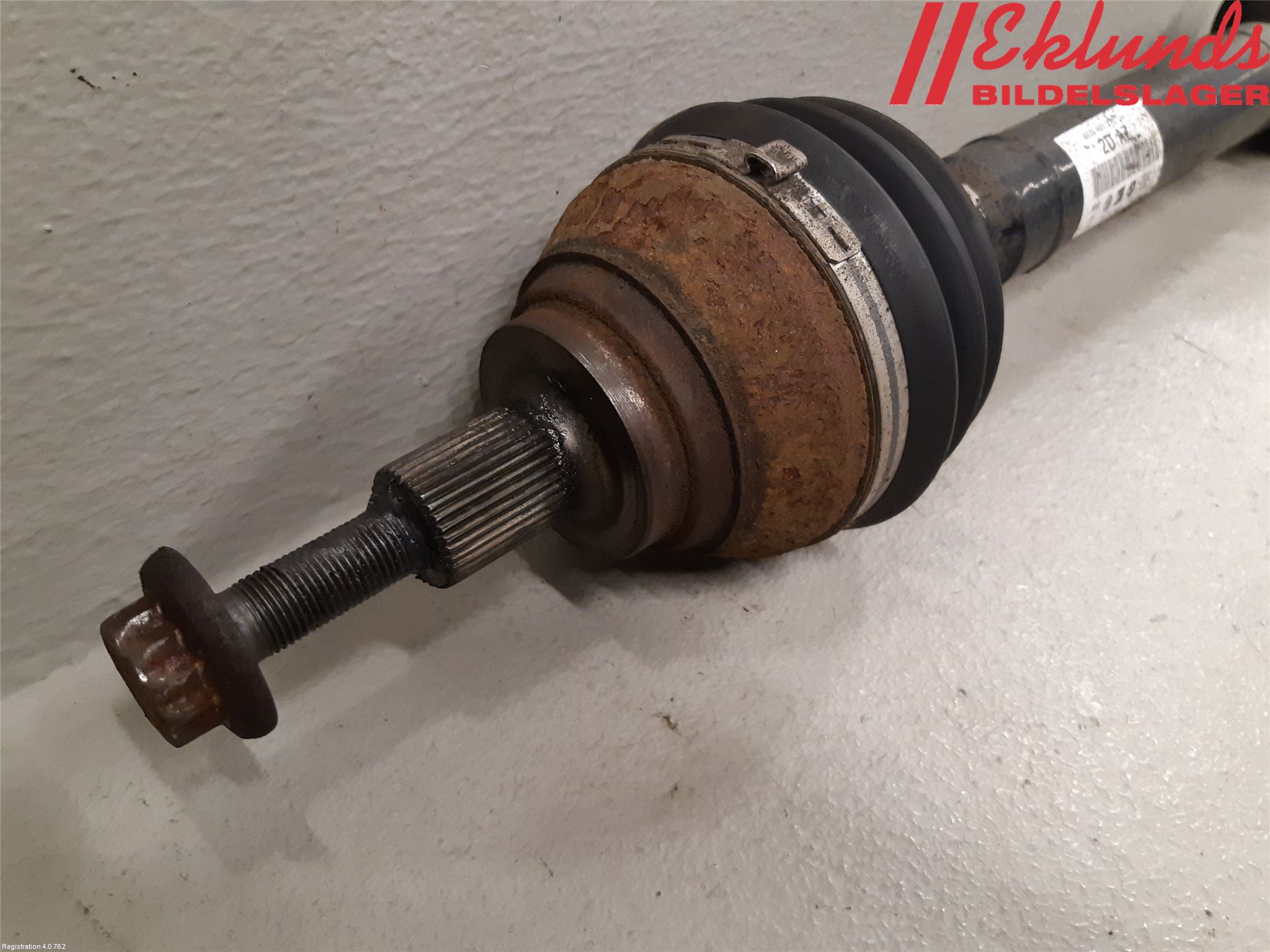 Audi Q2/SQ2 17- Drivaxel Fram Höger