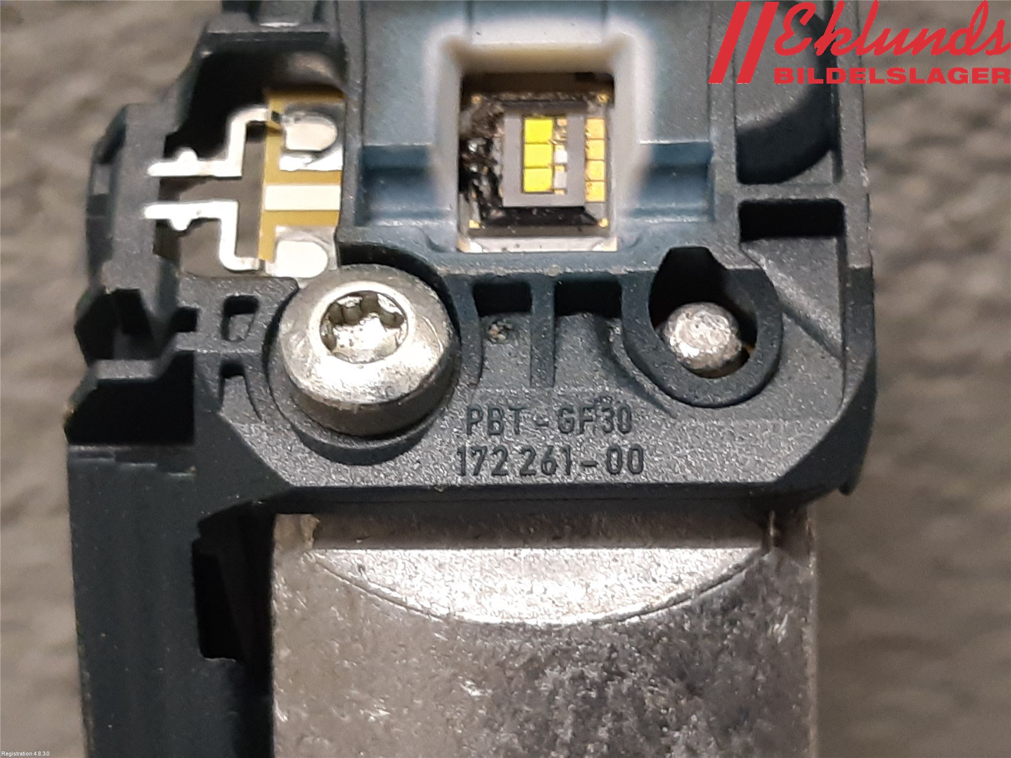 BMW 5 F10/F11/F18 09-17 Positionsljus Fram Hö