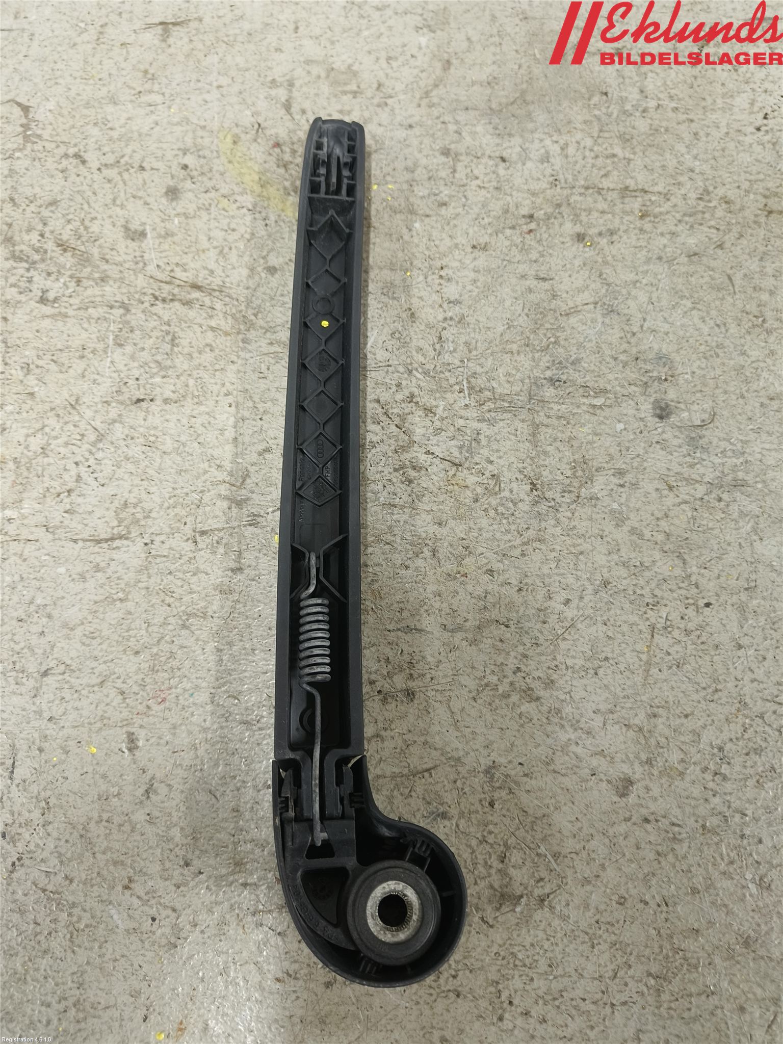 Audi A3/S3 8V 13-20 Torkararm-Bakruta