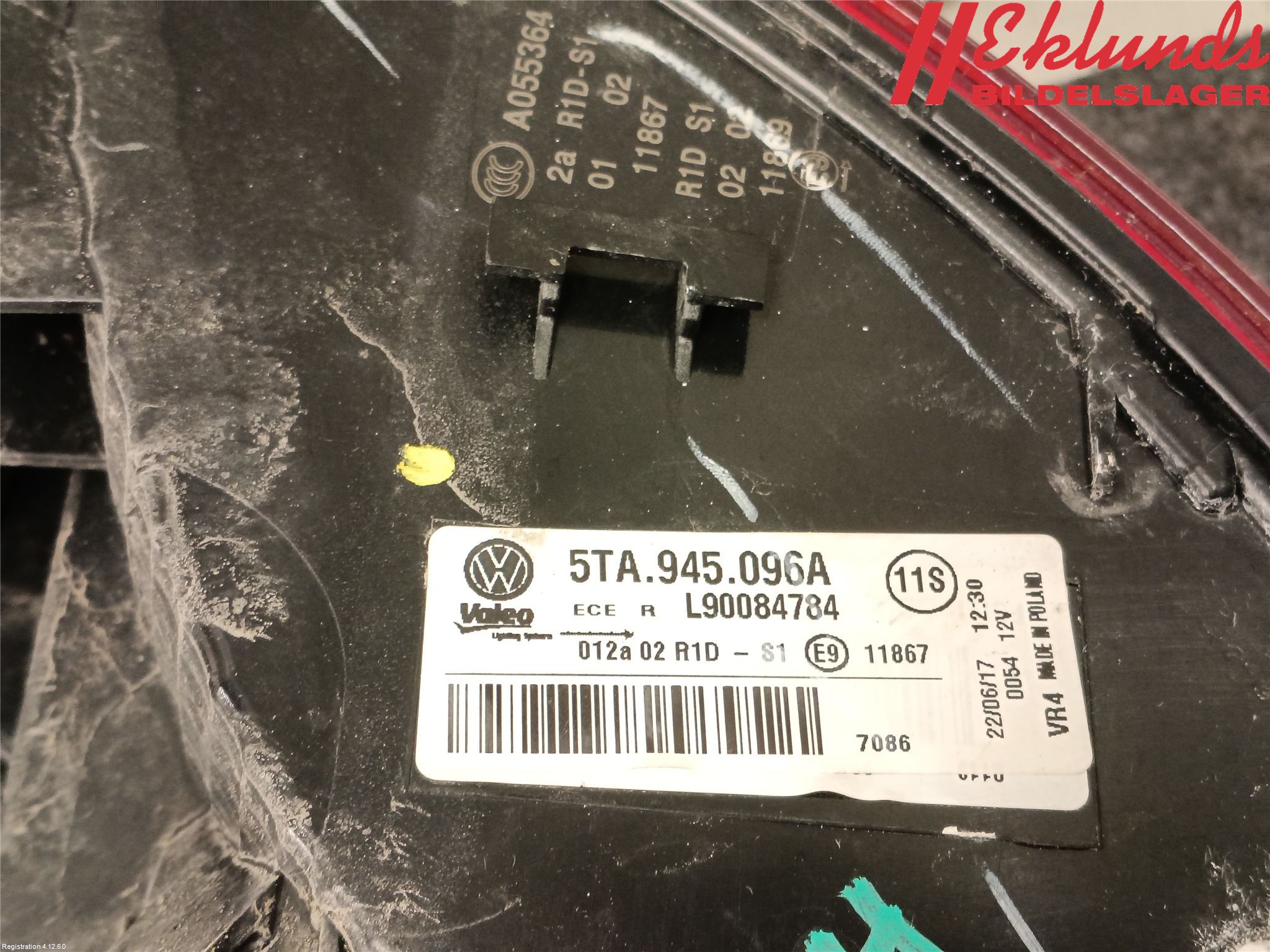 Volkswagen VW TOURAN 16- Bakljus Höger