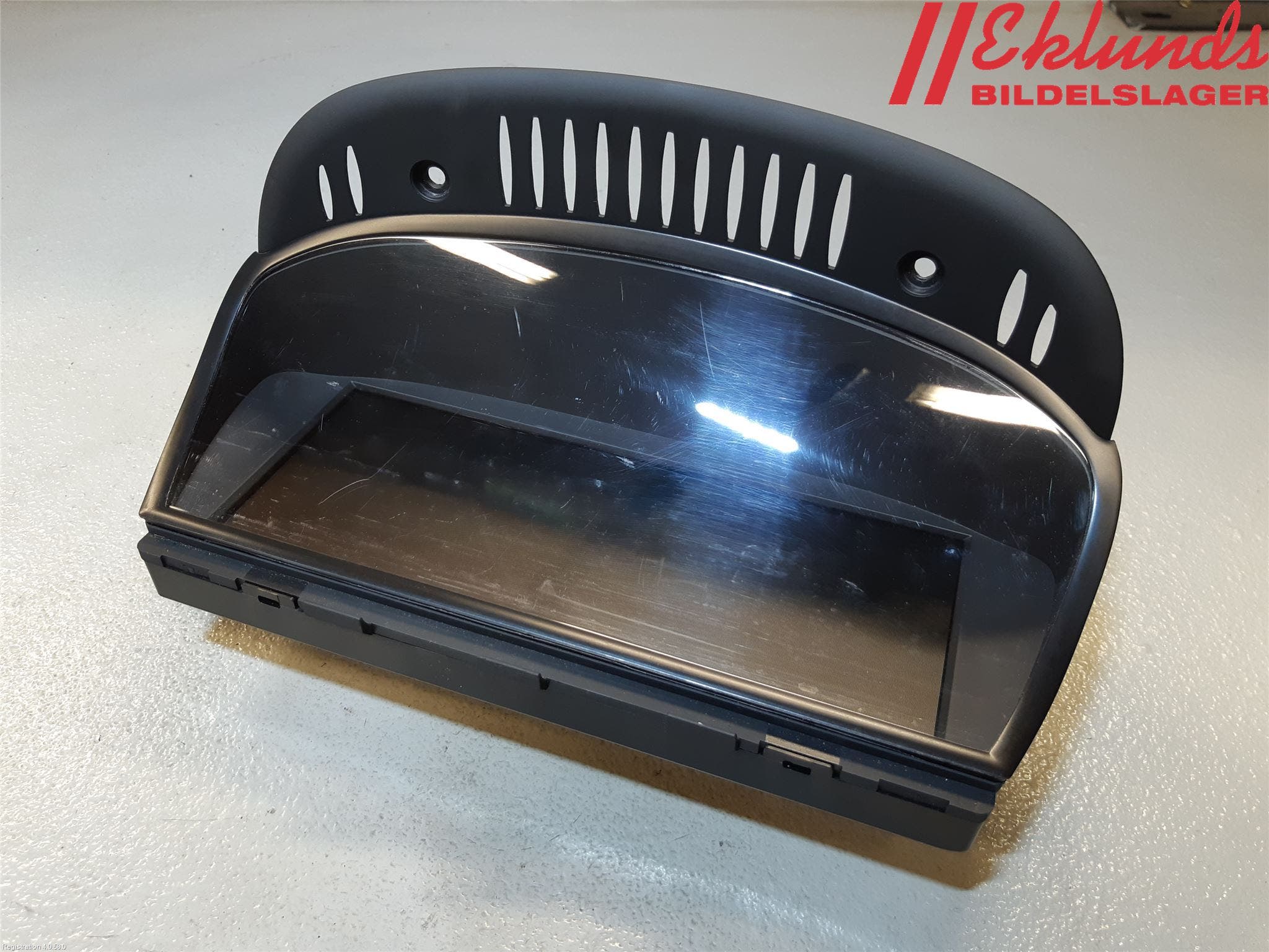 BMW 3 E90/91 SED/TOU 05-12 Bildskärm