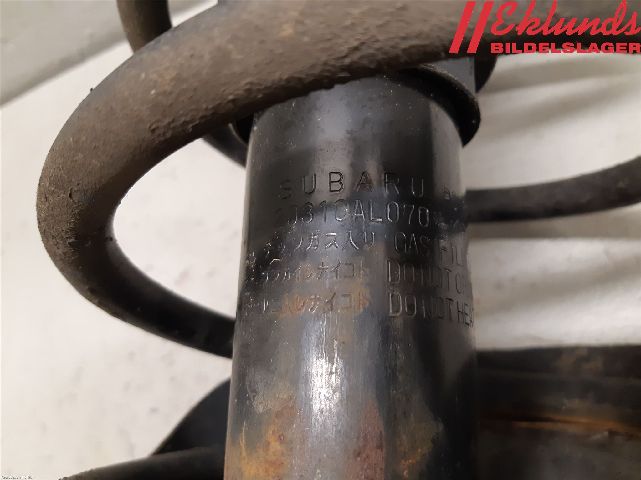 Subaru OUTBACK 15-20 Fjäderben Fram Vänster