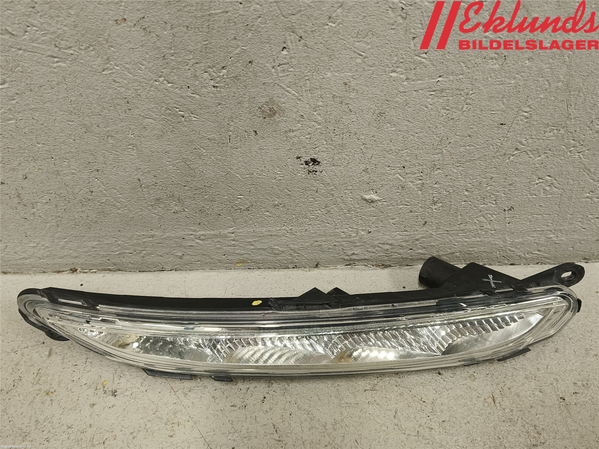 Ford KUGA 08-12 Positionsljus Fram Hö