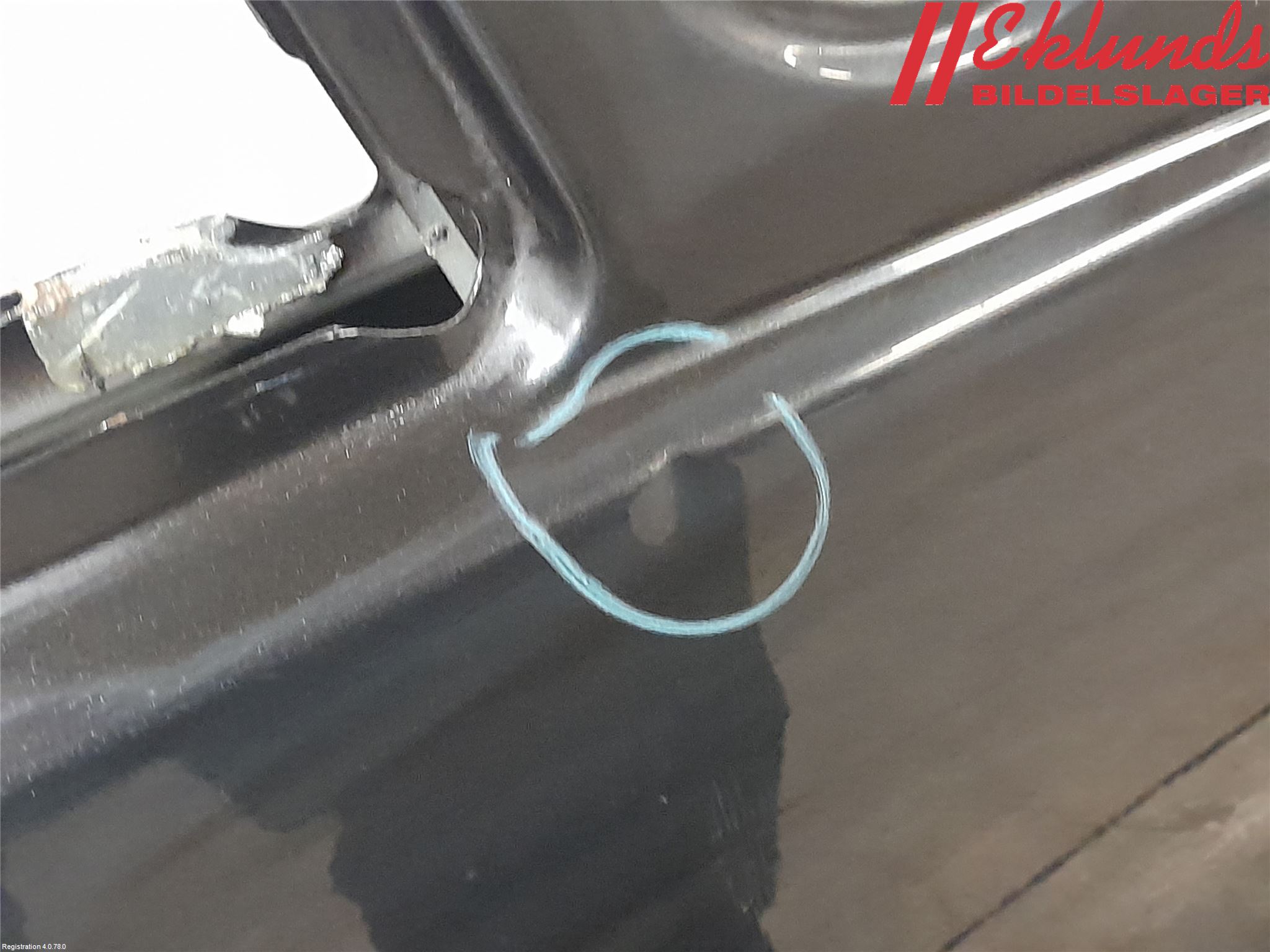 Dacia DUSTER 10-17 Dörr Fram Höger