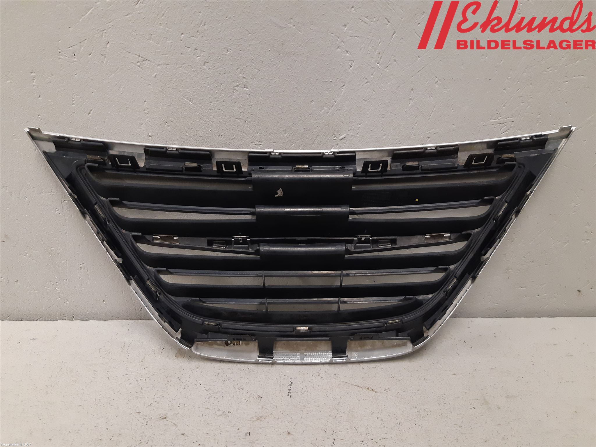 Saab 9-3 VER2/VER3 08-15 Grilldel Mitt