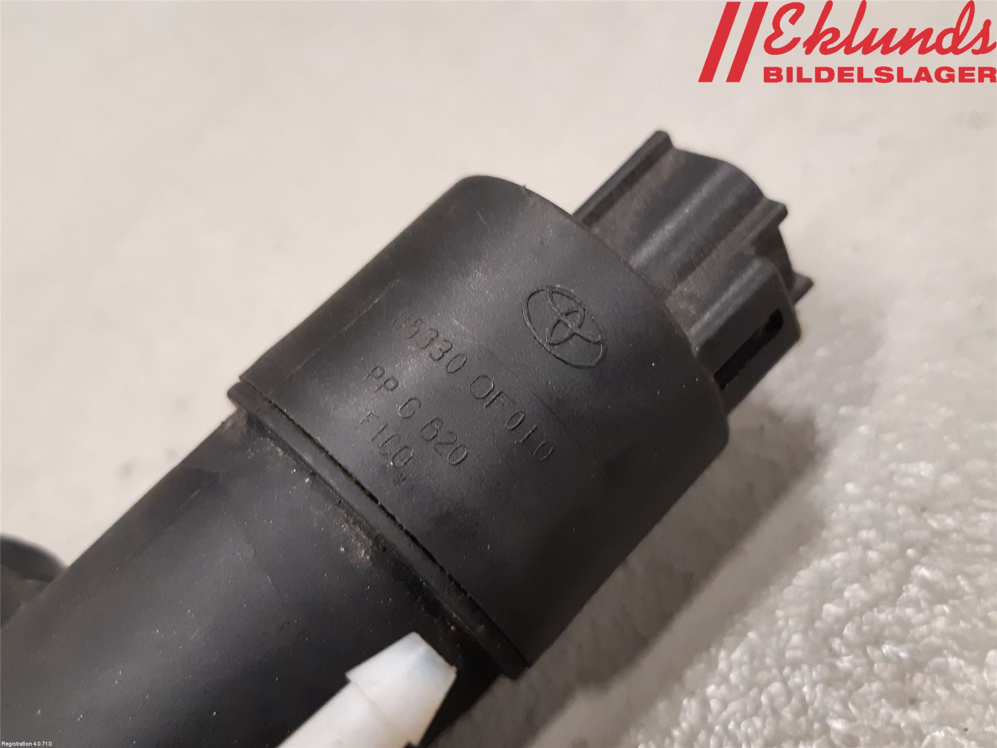 Toyota C-HR 16-23 Spolarpump Vindruta
