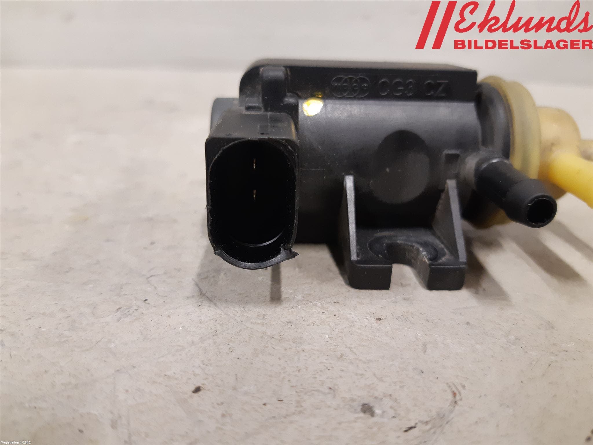 Volkswagen VW PASSAT 11-14 Vakuumventil