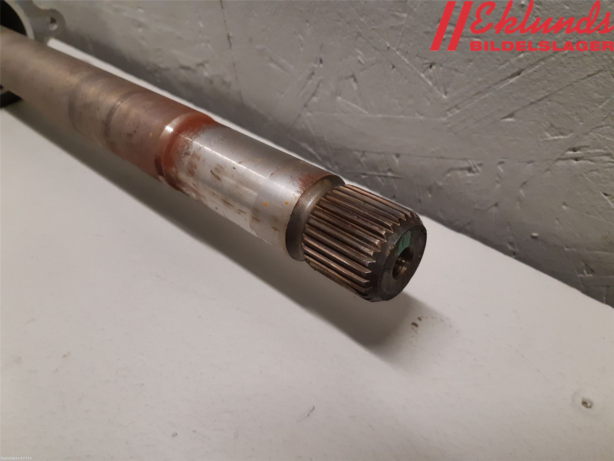 BMW X1 F48 15-22 Drivaxel Fram Höger