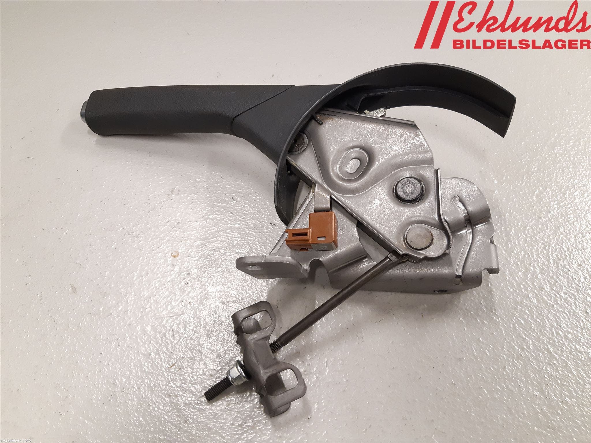 Toyota YARIS XP130 15-20 Handbromsspak