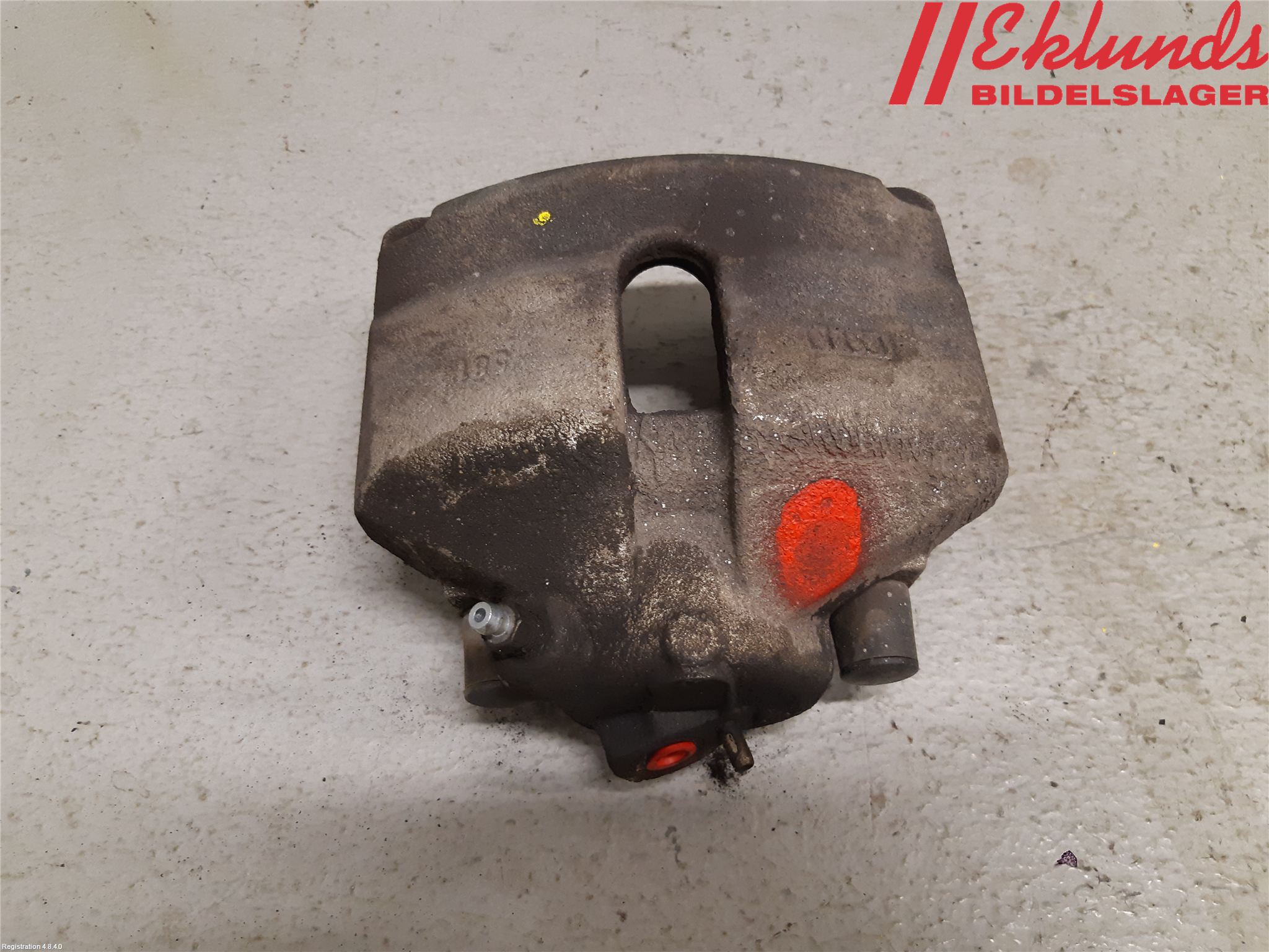 Volkswagen VW PASSAT 11-14 Bromsok Fram Vänster