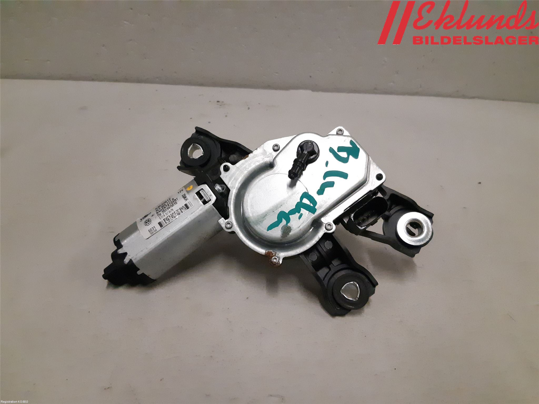 Volkswagen VW PASSAT 11-14 Torkarmotor Baklucka