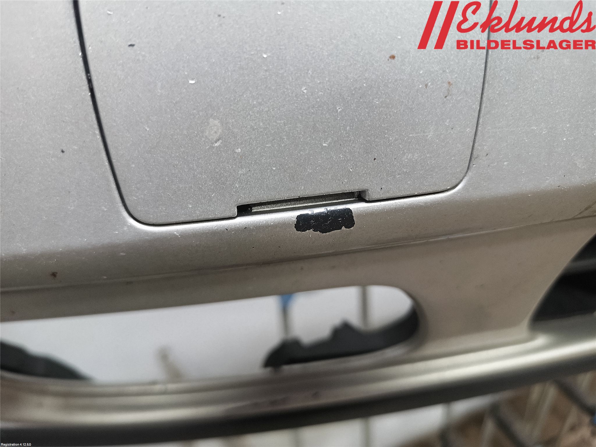 Volvo V70 00-04 Stötfångarbeklädnad Fram