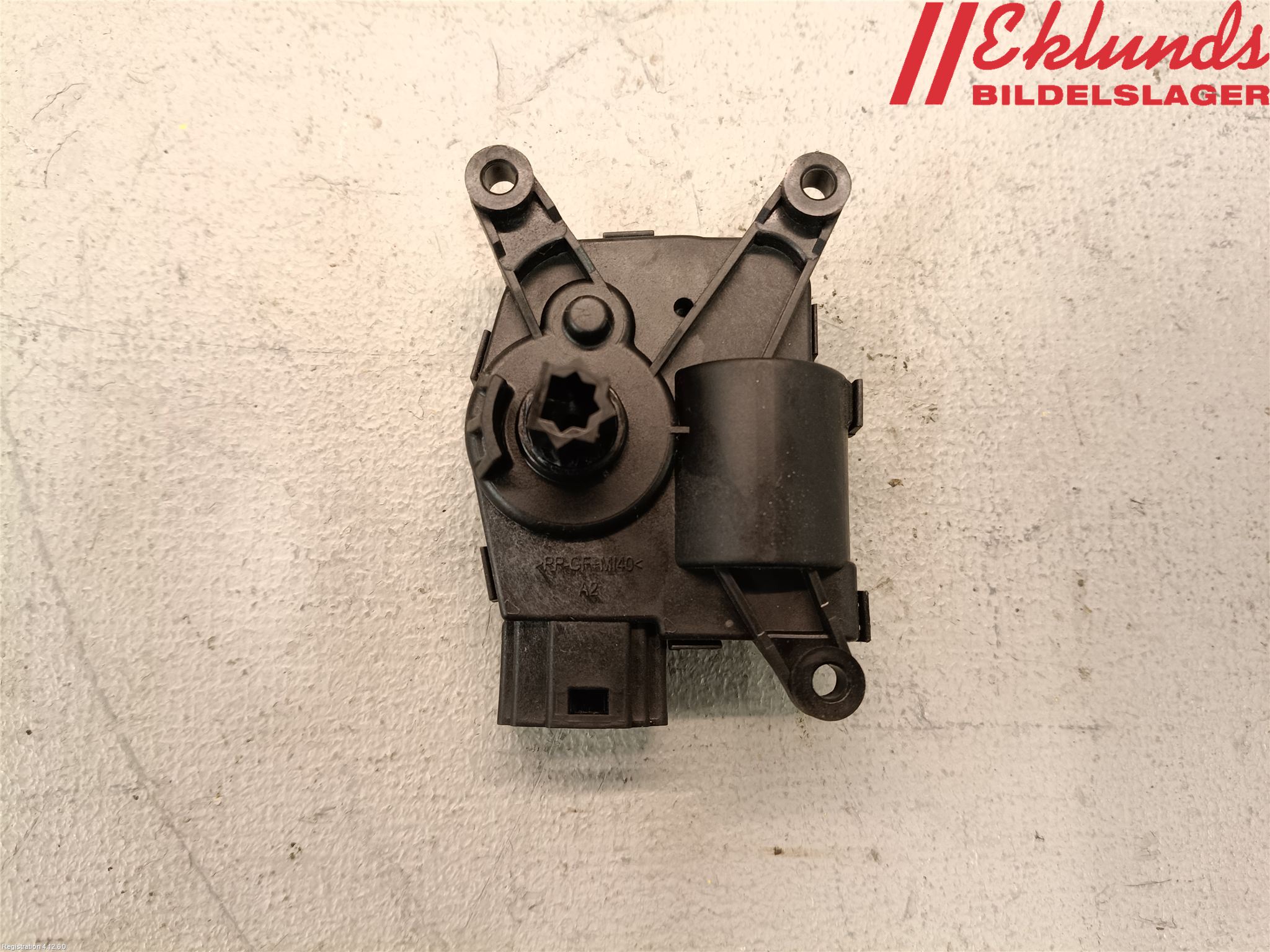 Tesla MODEL 3 17- Värme Reglermotor