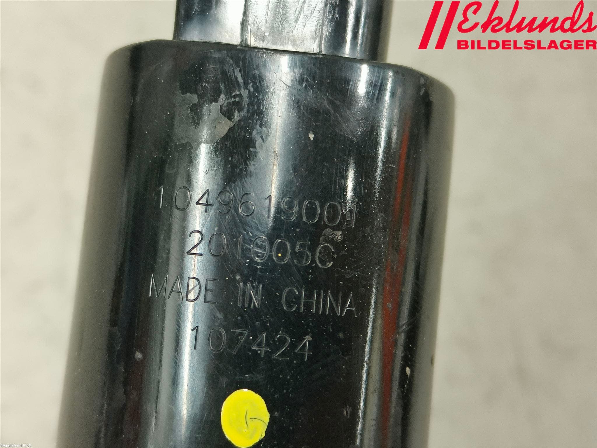 Volvo V90 17->> Spolarpump Vindruta