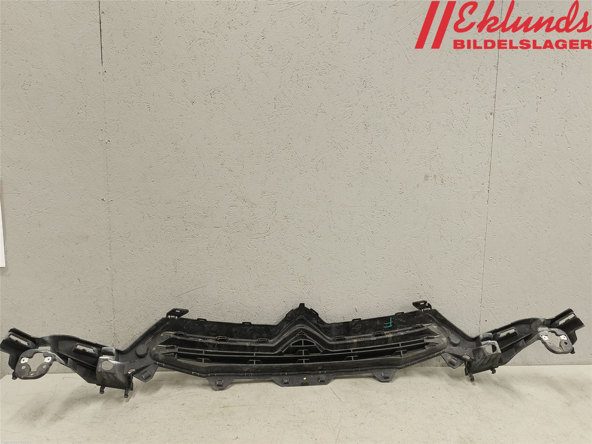 Citroen C4 II 11-18 Grill Komp