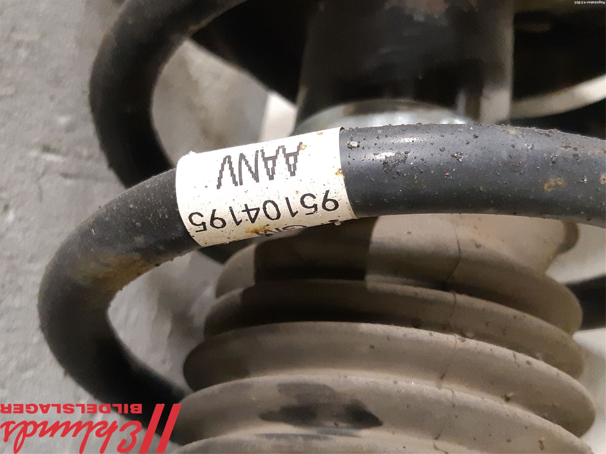 Opel MOKKA 13-20 Fjäderben Fram Höger